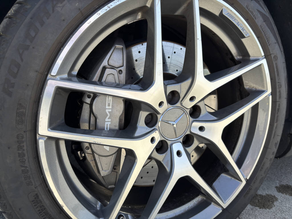 MERCEDES-BENZ GLA 45 AMG 4m, Essence, Occasion / Utilisé, Automatique - 6