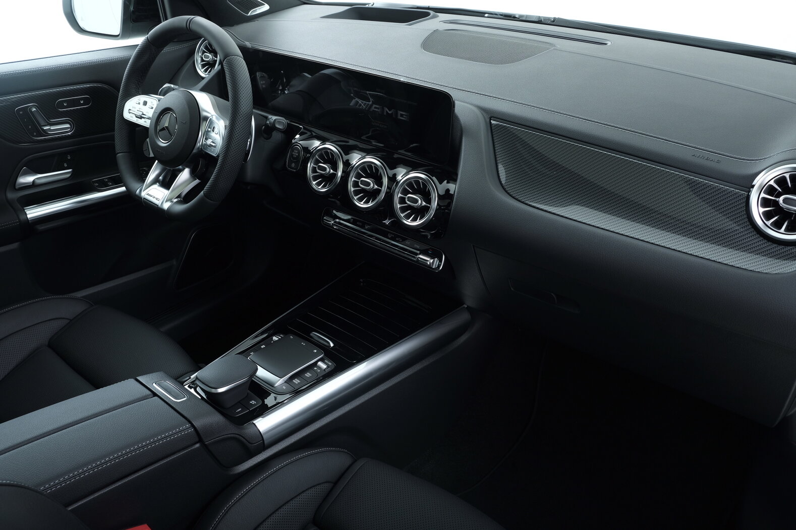MERCEDES-BENZ GLA 45 S AMG 4matic+ H247, Essence, Occasion / Utilisé, Automatique - 5