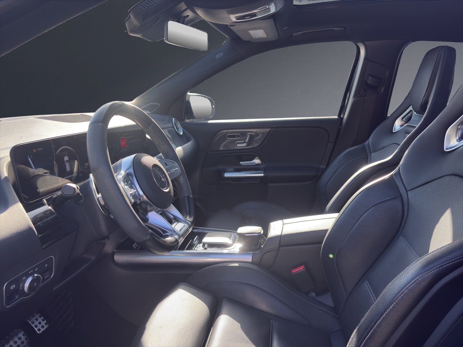 MERCEDES-BENZ GLA 45 S AMG 4Matic+, Essence, Voiture de démonstration, Automatique - 7