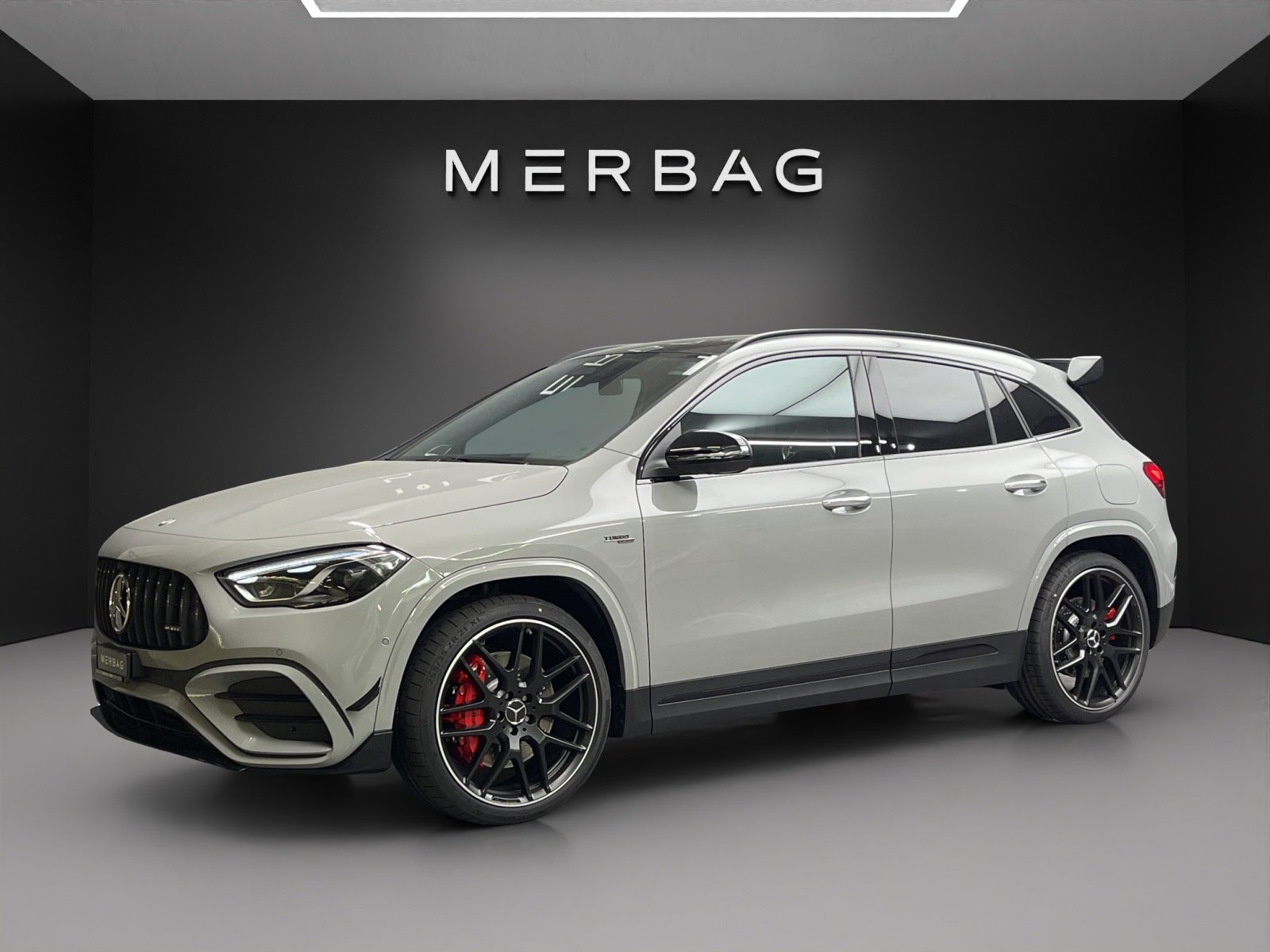 MERCEDES-BENZ GLA AMG 45 S 4M+8G-DCT