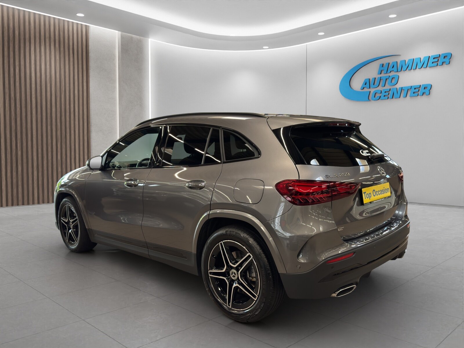 MERCEDES-BENZ GLA-Klasse H247 GLA 250 AMG Line 4matic, Mild-Hybrid Petrol/Electric, Second hand / Used, Automatic - 3