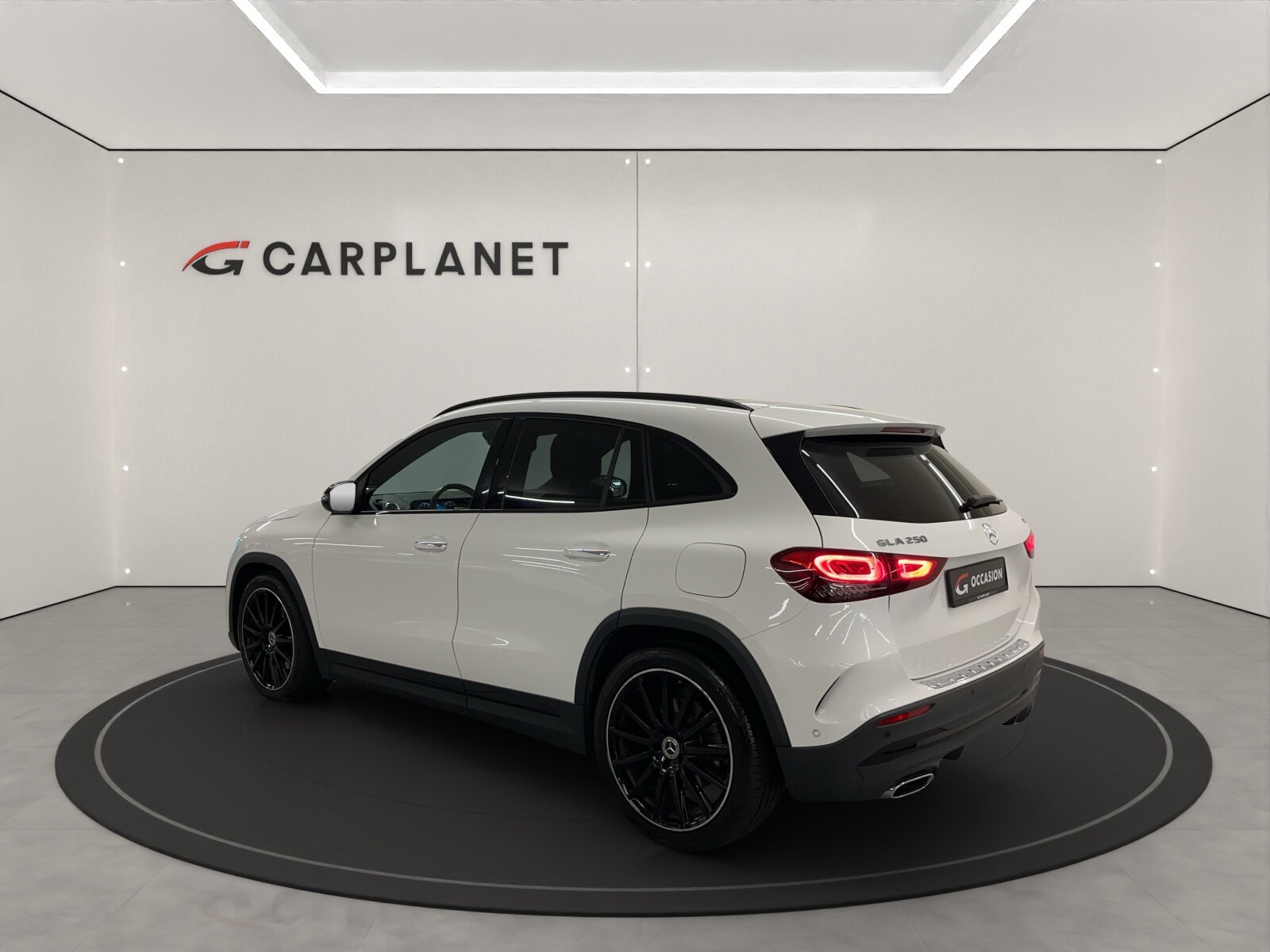 MERCEDES-BENZ GLA-Klasse H247 GLA 250 AMG Line 4matic, Benzin, Occasion / Gebraucht, Automatik - 4