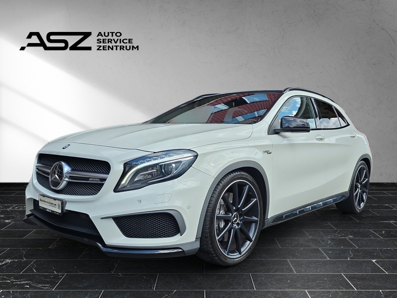 MERCEDES-BENZ GLA-Klasse X156 GLA 45 AMG 4m