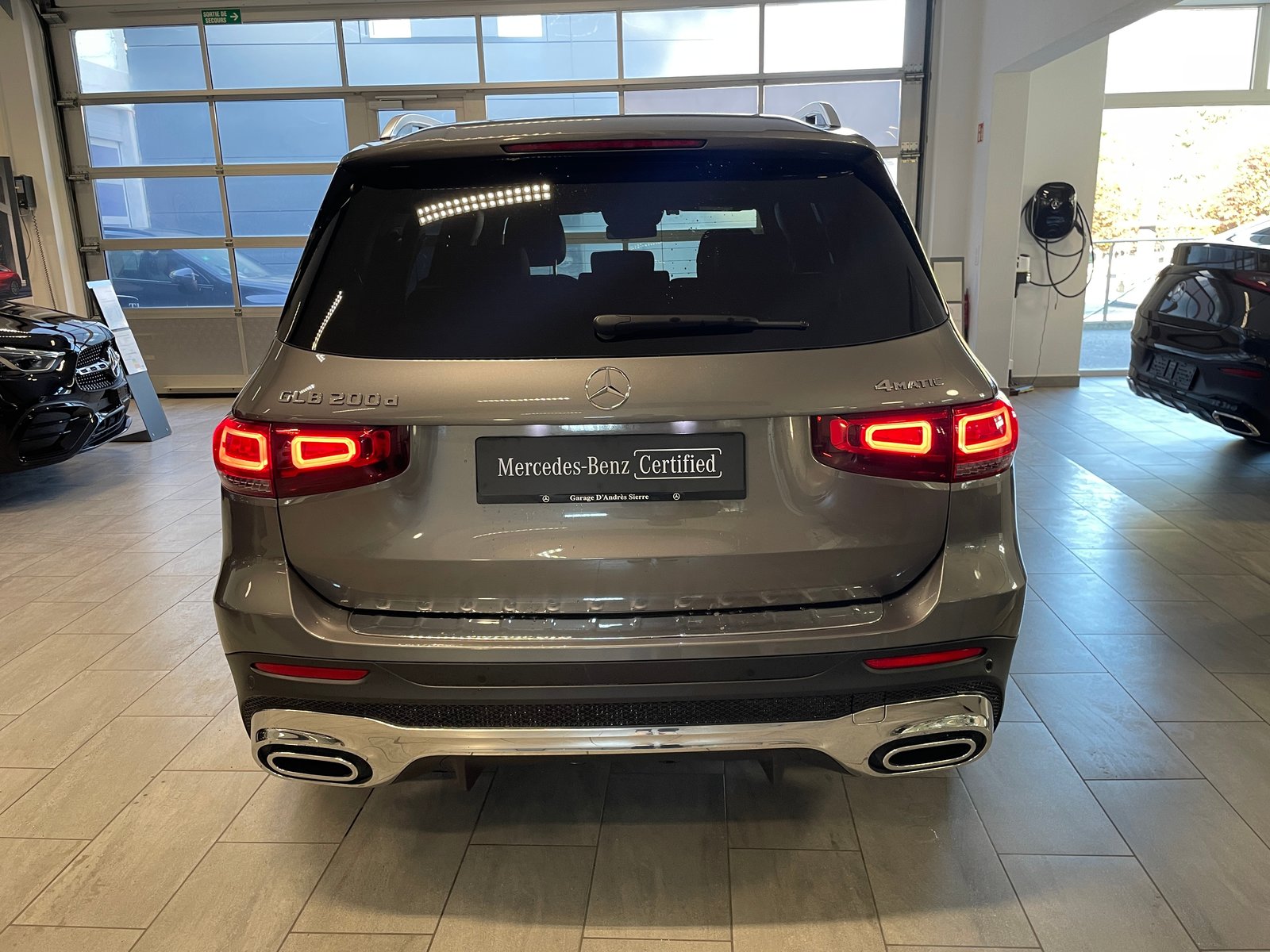 MERCEDES-BENZ GLB 200 d 4Matic AMG Line 8G-Tronic, Diesel, Second hand / Used, Automatic - 6