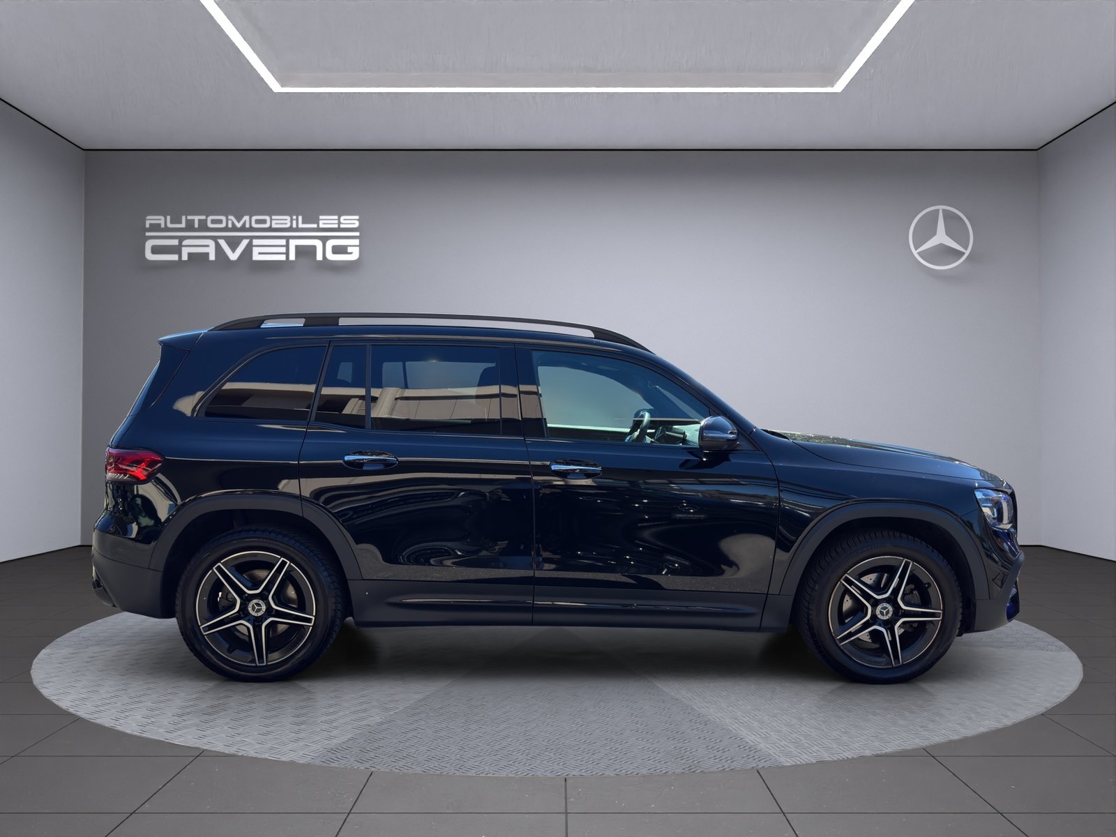 MERCEDES-BENZ GLB 200 AMG Line 7G-Tronic, Petrol, Second hand / Used, Automatic - 6