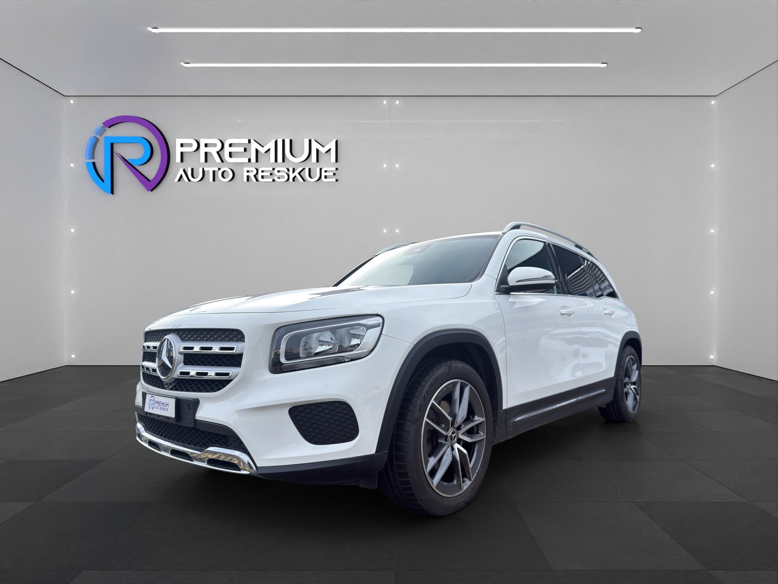 MERCEDES-BENZ GLB 200