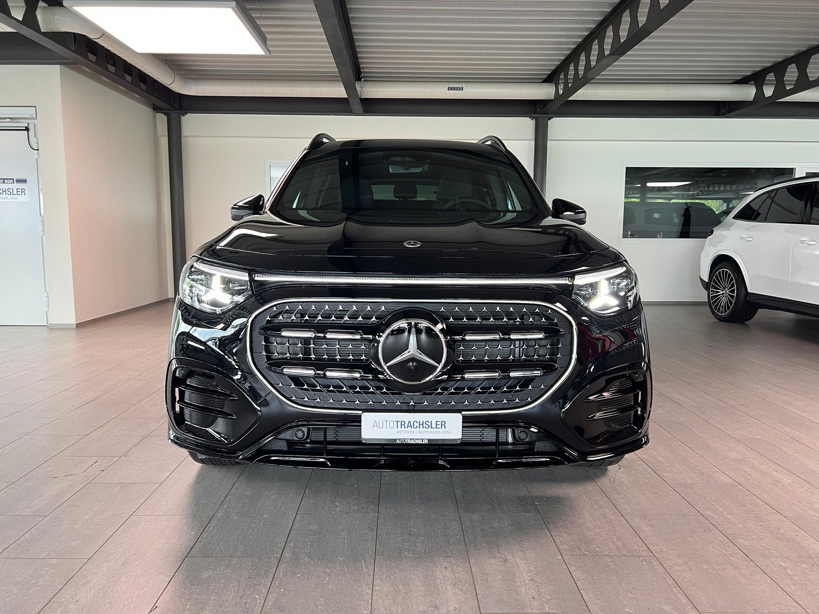 MERCEDES-BENZ GLB 220 4Matic 8G-Tronic, Benzin, Neuwagen, Automatik - 2