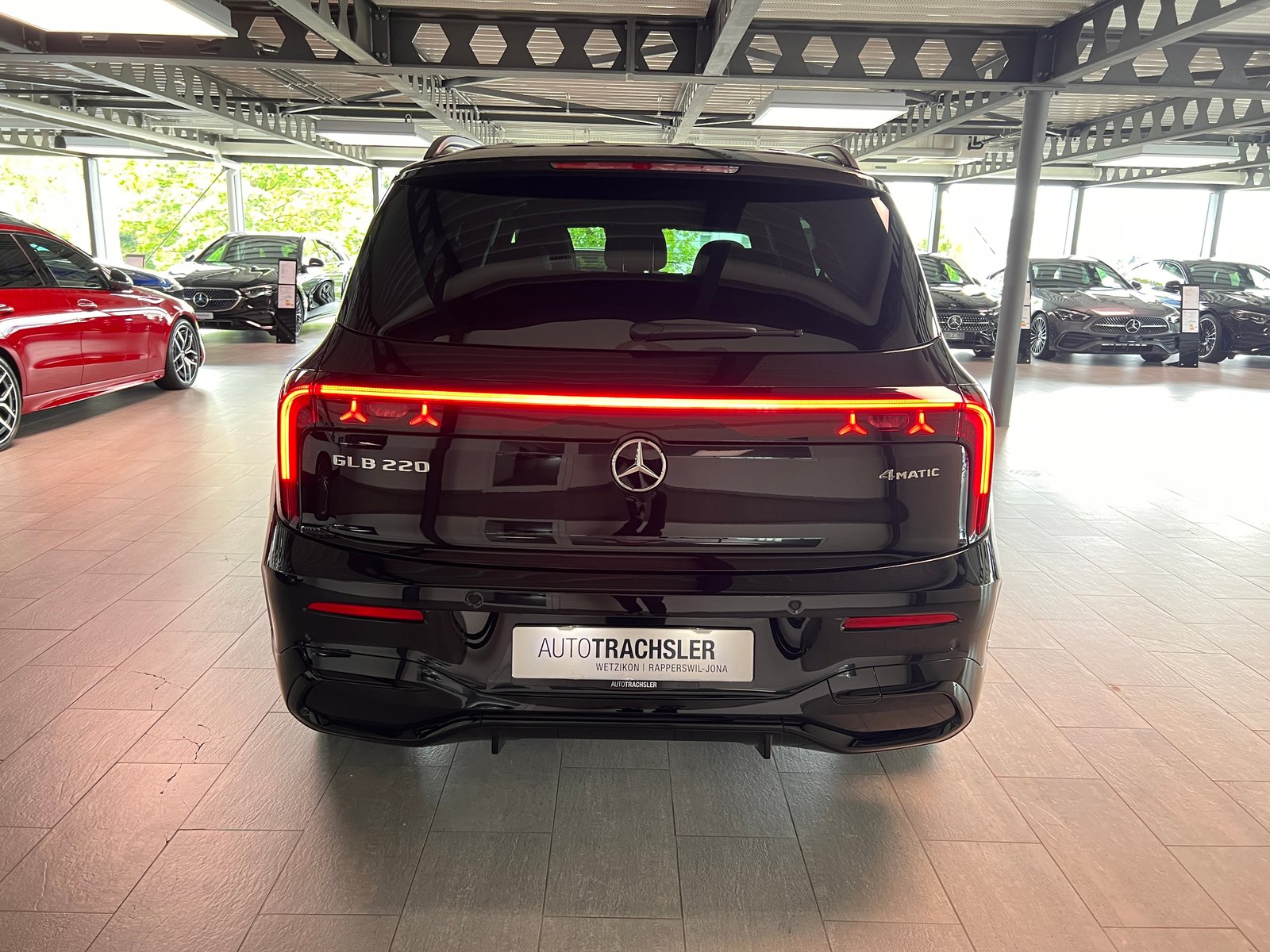 MERCEDES-BENZ GLB 220 4Matic 8G-Tronic, Benzin, Neuwagen, Automatik - 5