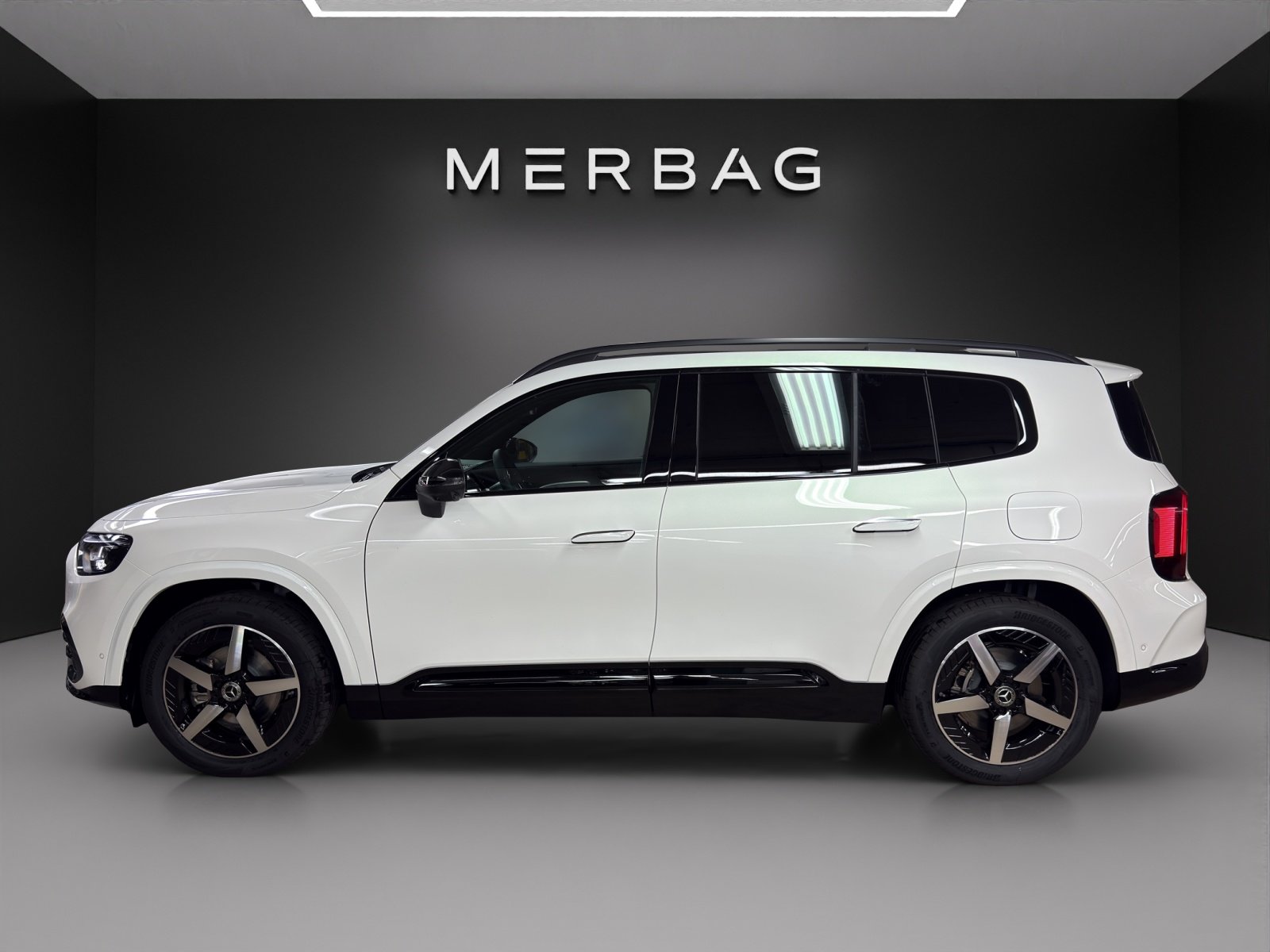 MERCEDES-BENZ GLB 220 4Matic 8G-Tronic, Benzina, Auto nuove, Automatico - 2
