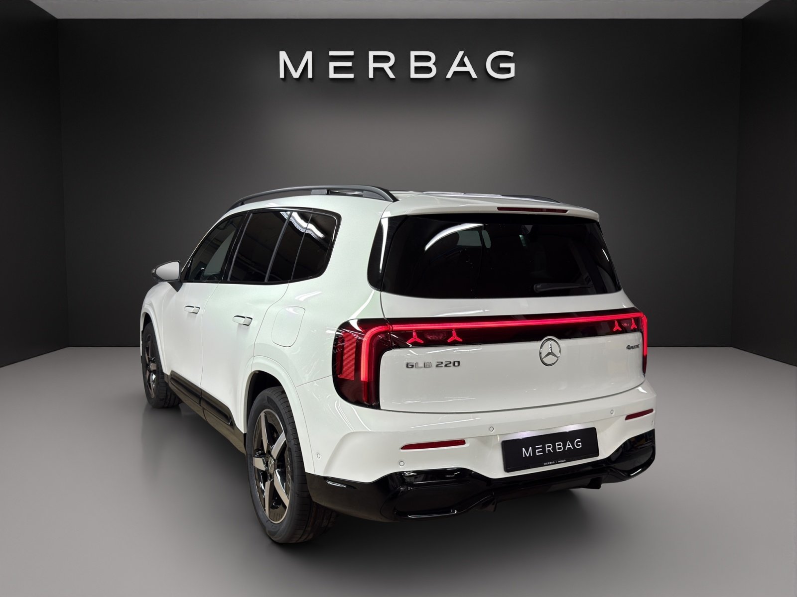 MERCEDES-BENZ GLB 220 4Matic 8G-Tronic, Benzina, Auto nuove, Automatico - 3