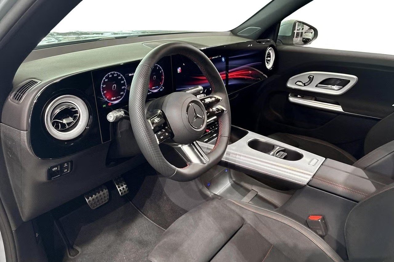 MERCEDES-BENZ GLB 220 4Matic 8G-Tronic, Essence, Voiture nouvelle, Automatique - 7