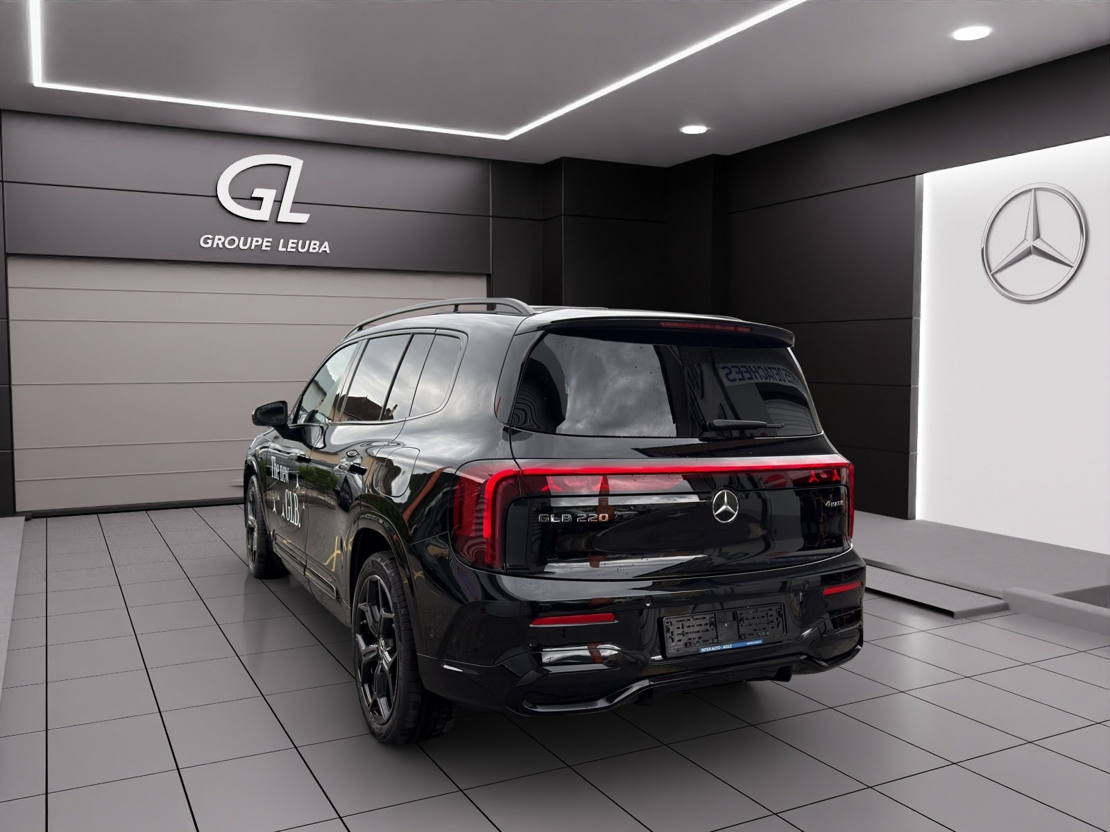 MERCEDES-BENZ GLB 220 4Matic 8G-Tronic, Benzin, Vorführwagen, Automatik - 4