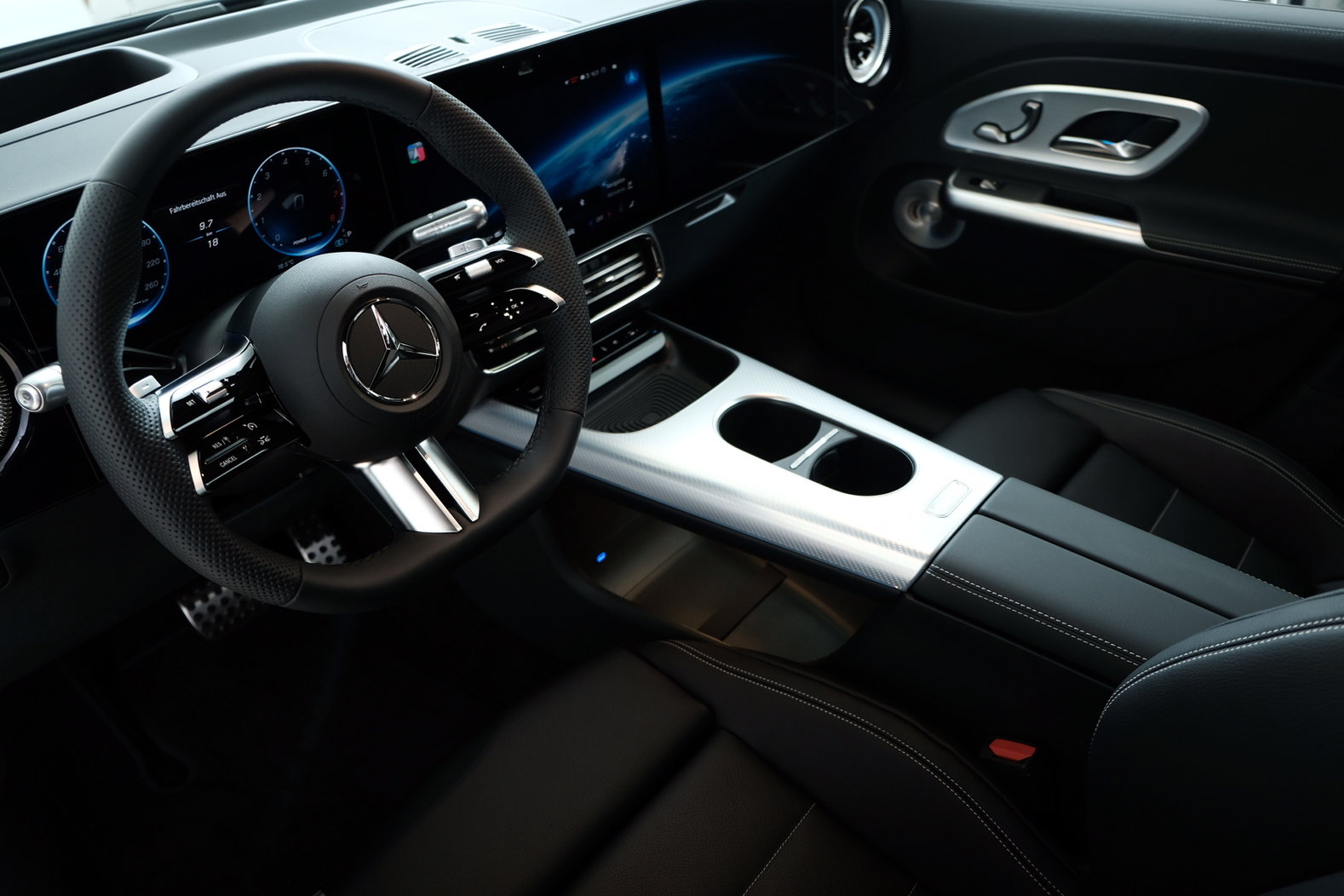 MERCEDES-BENZ GLB-Klasse X248 GLB 220 4matic, Benzin, Neuwagen, Automatik - 7