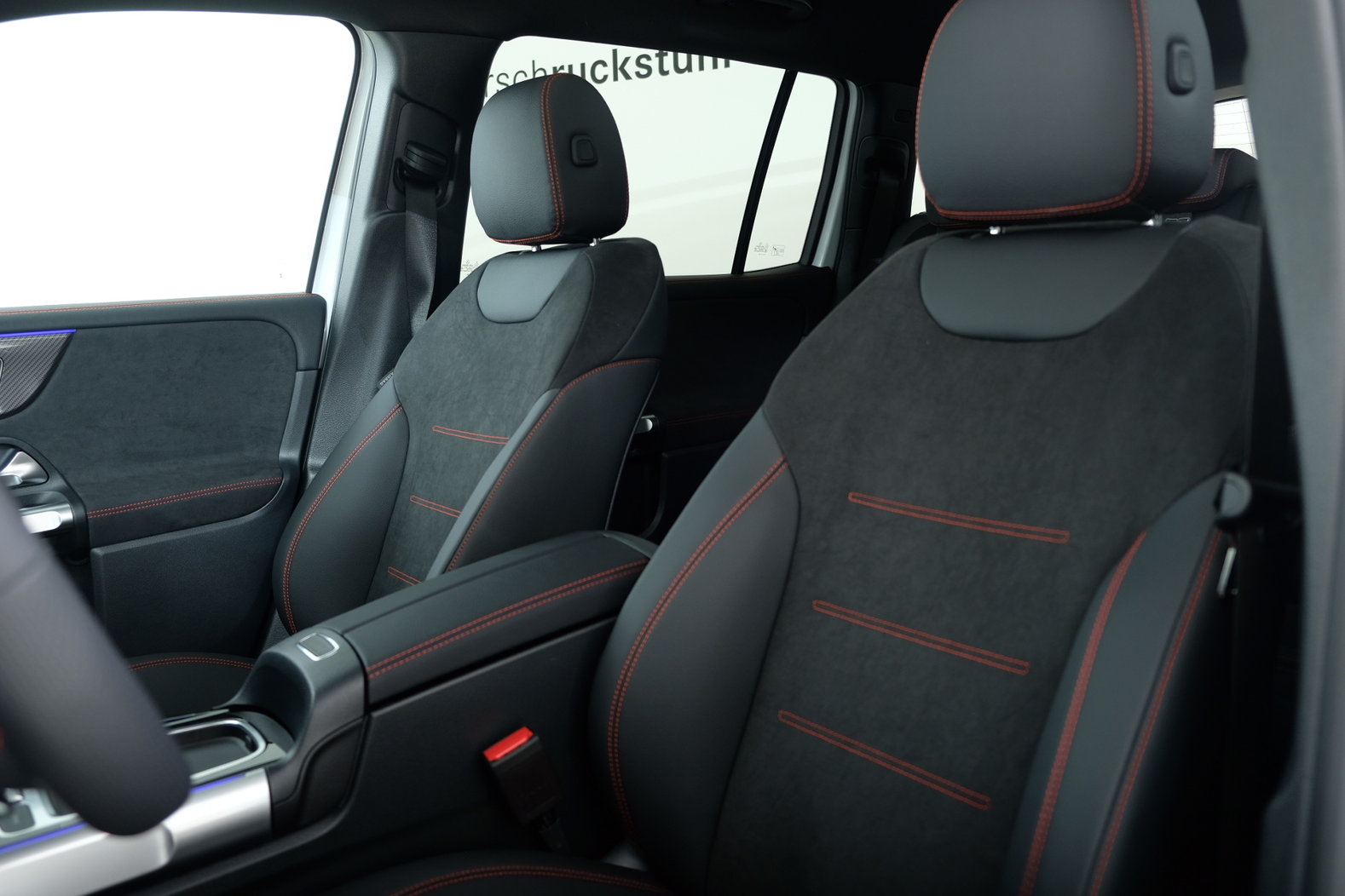 MERCEDES-BENZ GLB 220 d 4M 8G-Tronic, Diesel, Voiture de démonstration, Automatique - 4