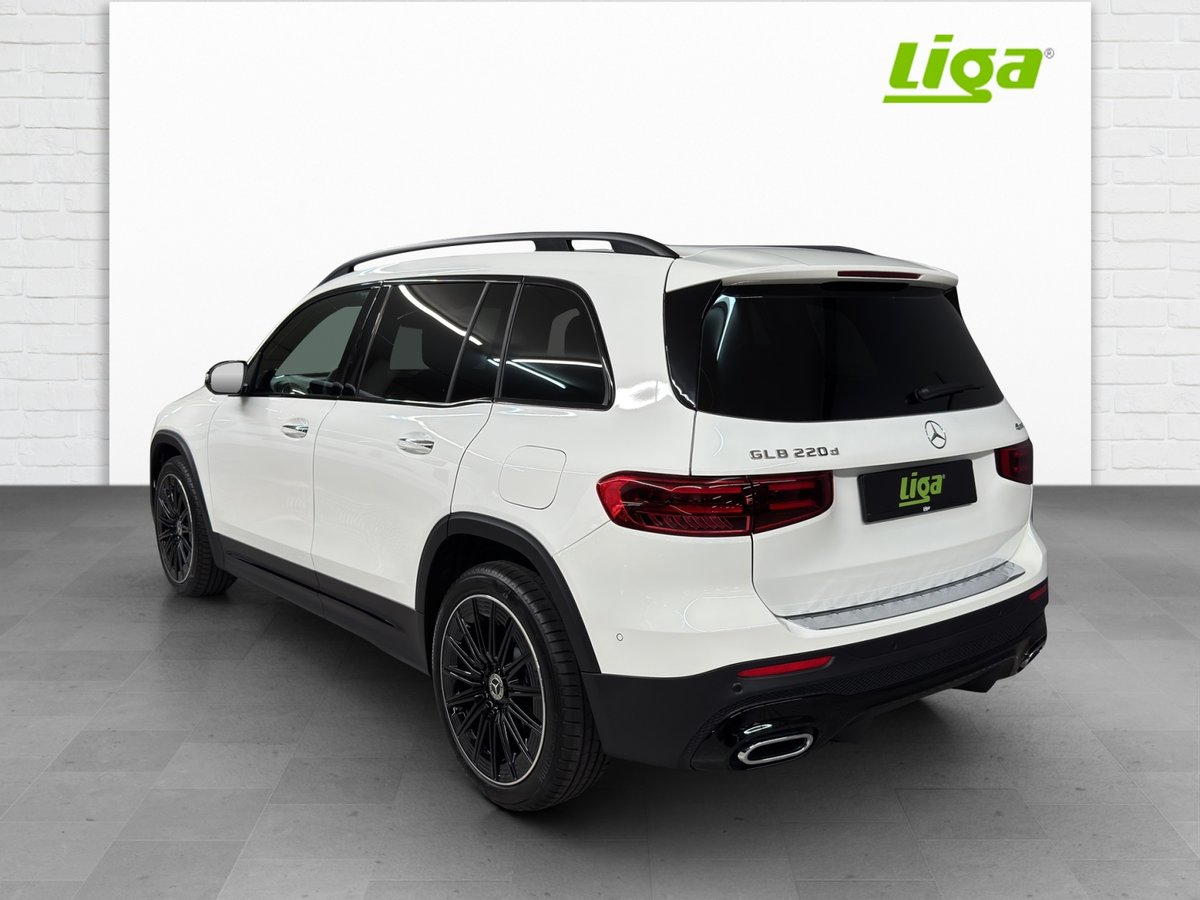 MERCEDES-BENZ GLB 220 d AMG Line 4Matic, Diesel, Auto nuove, Automatico - 4