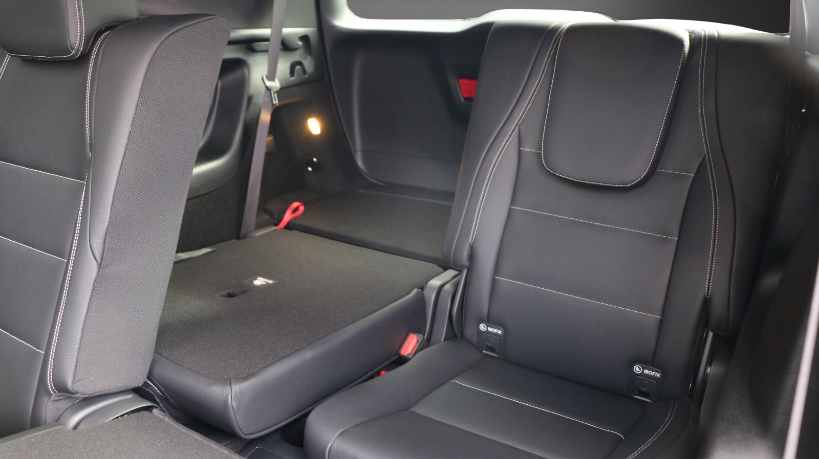 MERCEDES-BENZ GLB 220 4MATIC, Benzin, Neuwagen, Automatik - 6