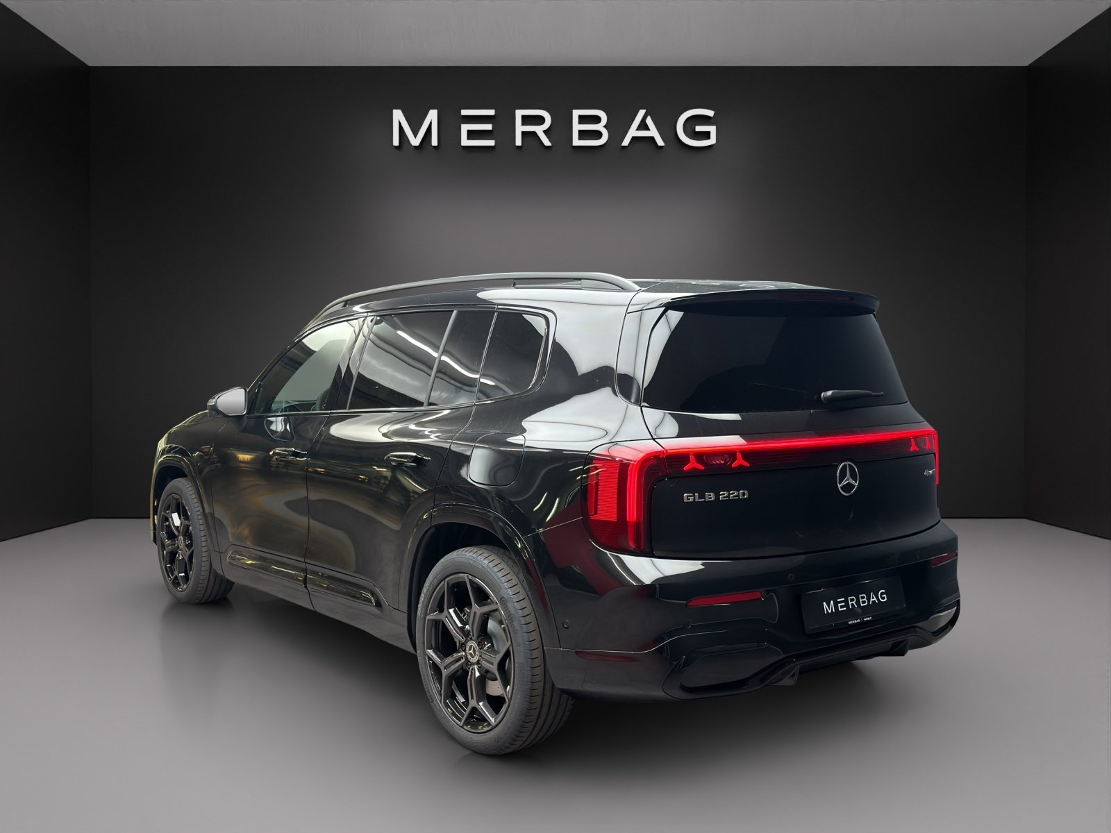MERCEDES-BENZ GLB 220 4MATIC, Benzina, Auto nuove, Automatico - 4