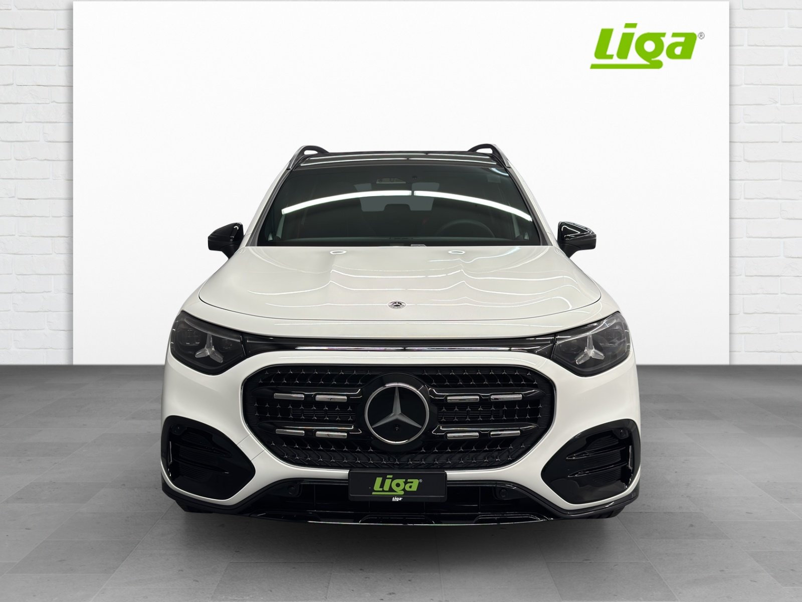 MERCEDES-BENZ GLB 220 4Matic, Mild-Hybrid Petrol/Electric, New car, Automatic - 2