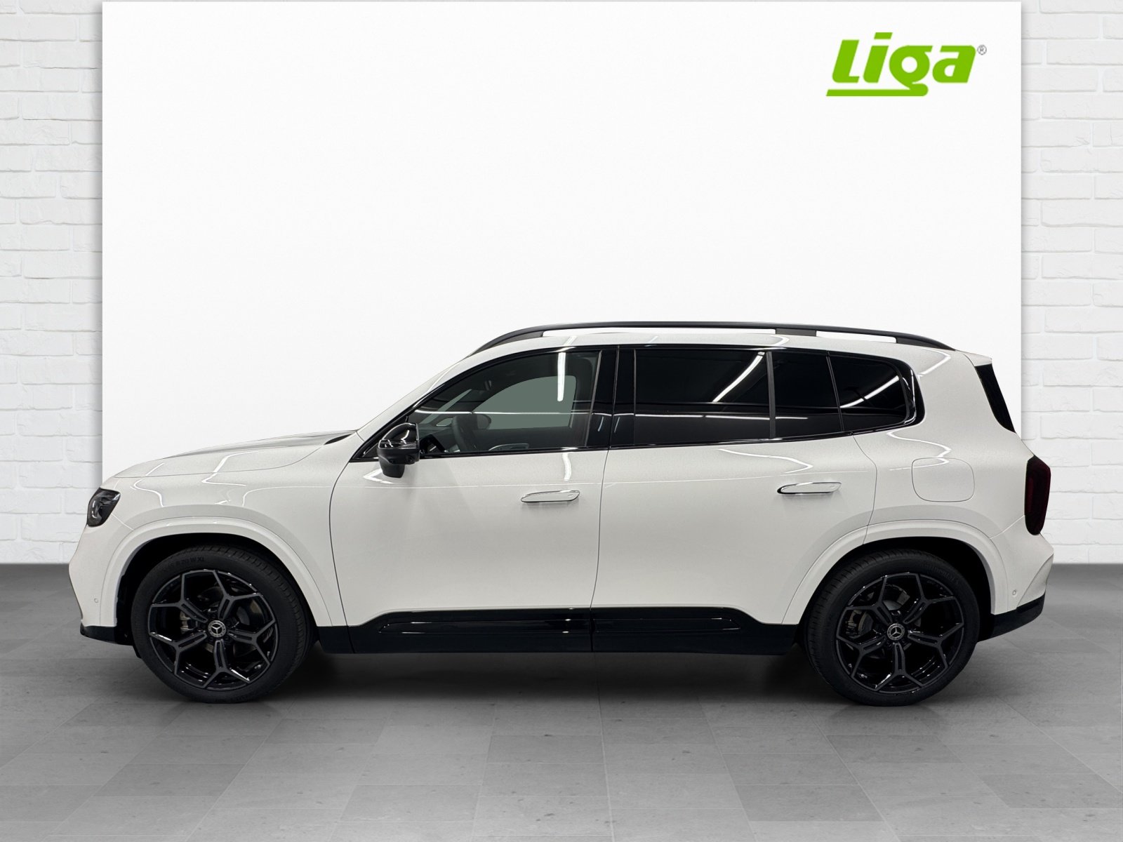 MERCEDES-BENZ GLB 220 4Matic, Mild-Hybrid Petrol/Electric, New car, Automatic - 3