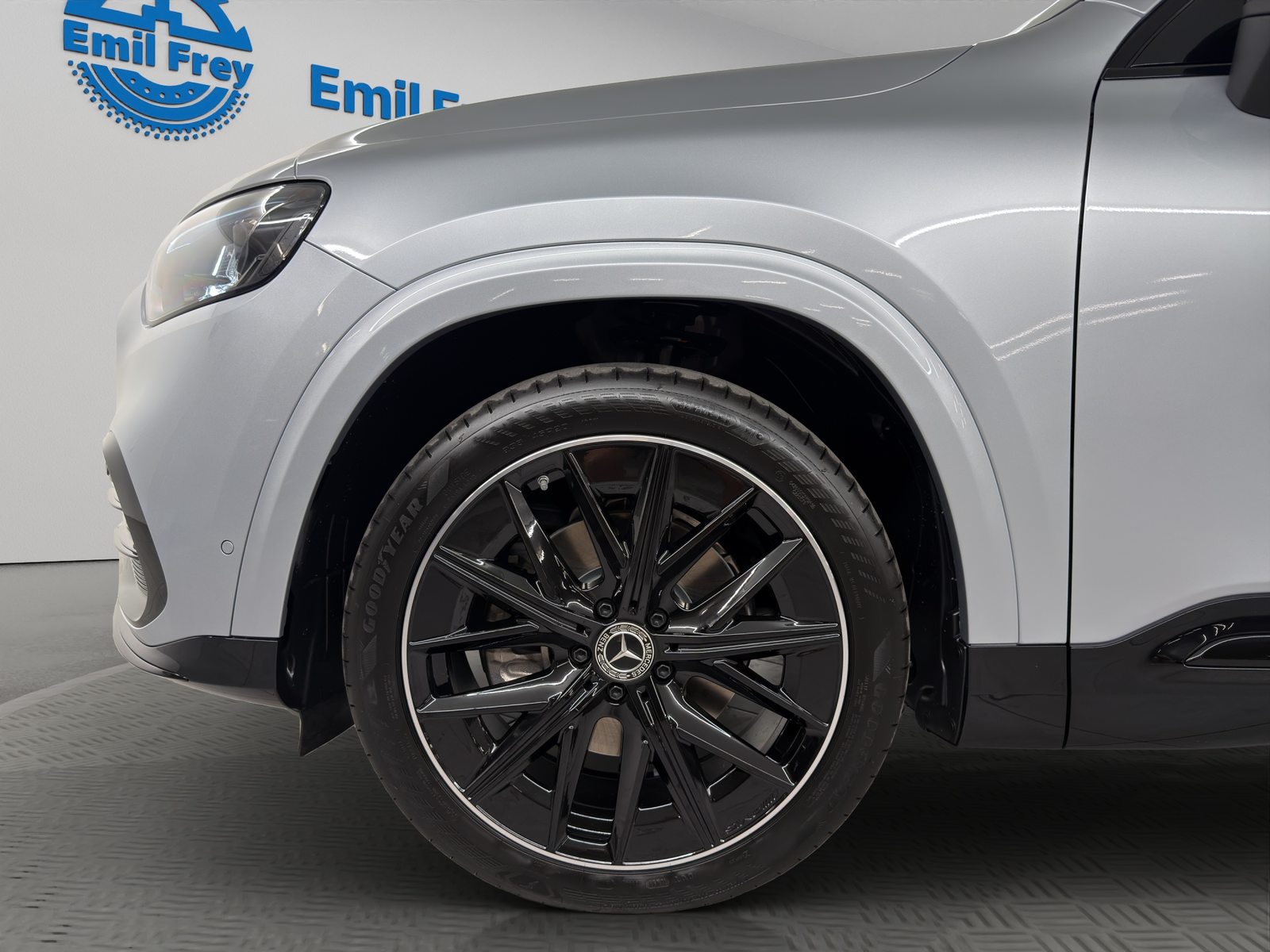 MERCEDES-BENZ GLB 220 4matic, Mild-Hybrid Petrol/Electric, New car, Automatic - 4