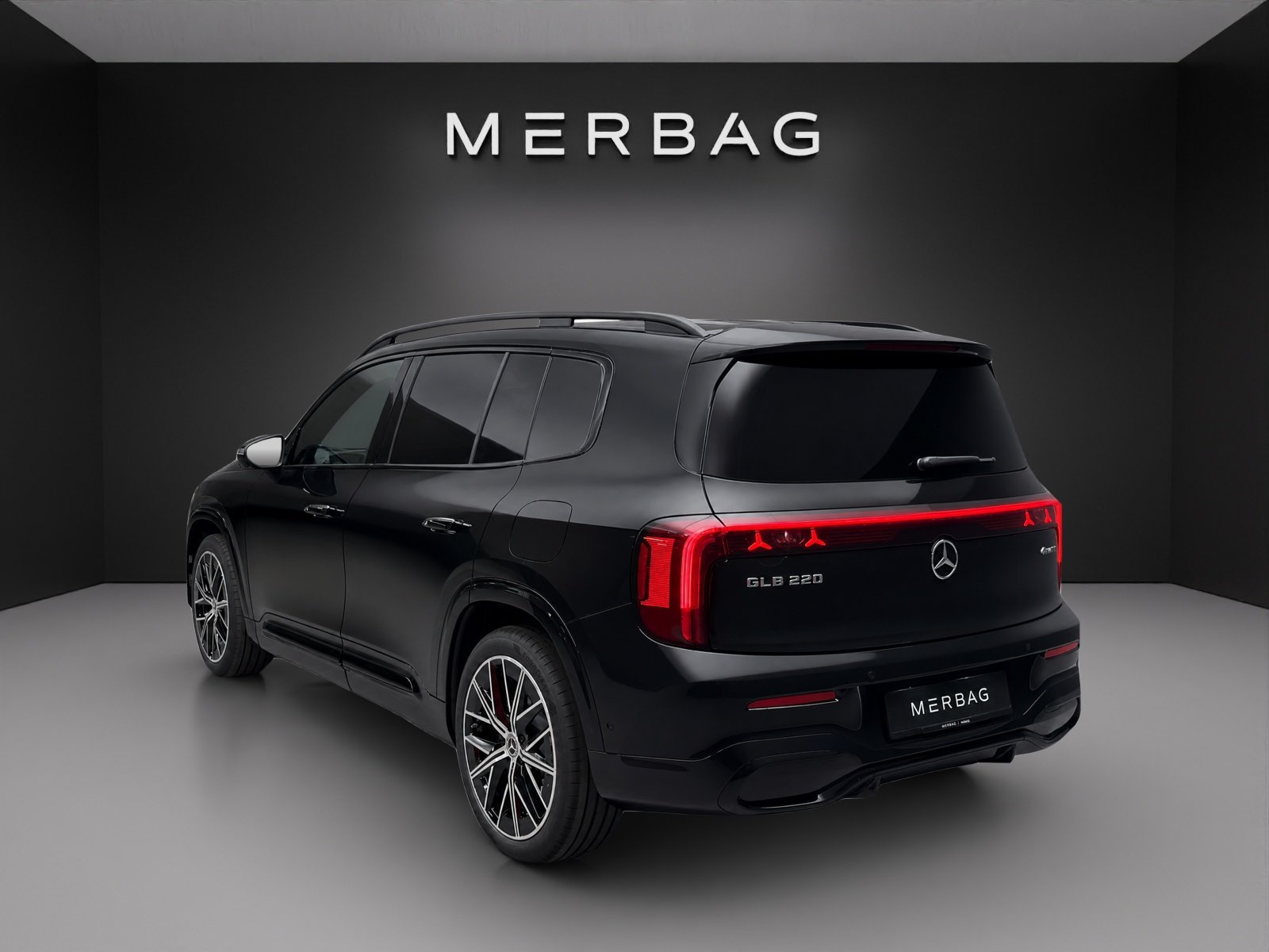 MERCEDES-BENZ GLB 220 4MATIC, Essence, Voiture nouvelle, Automatique - 4