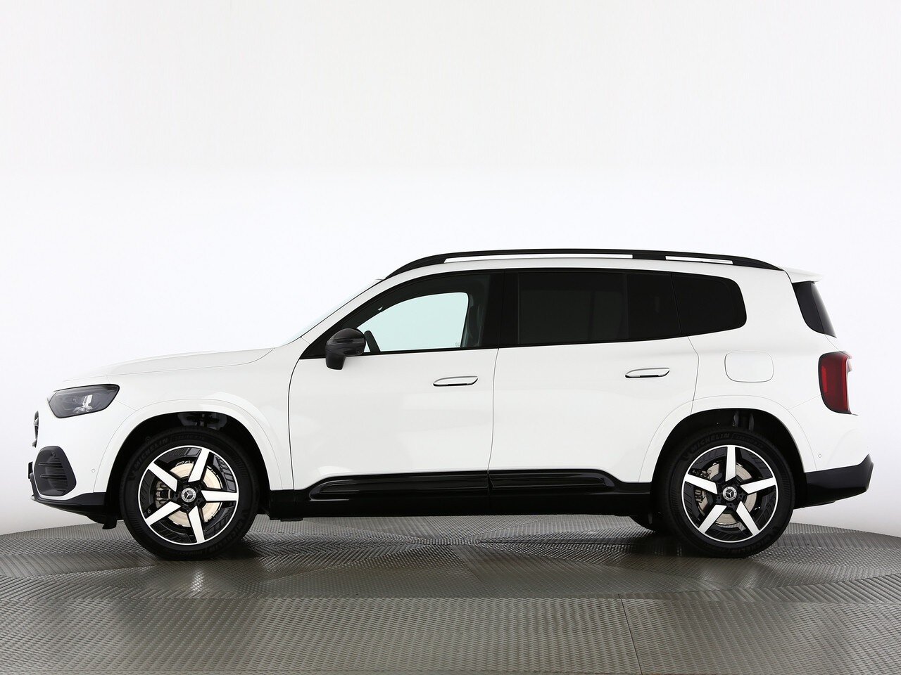 MERCEDES-BENZ GLB 220 4Matic 8G-Tronic, Essence, Voiture nouvelle, Automatique - 3