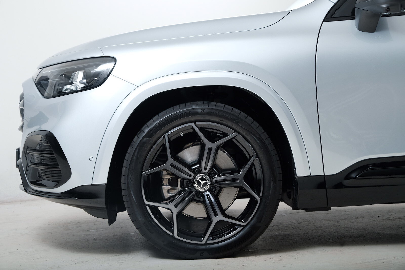 MERCEDES-BENZ GLB-Klasse X248 GLB 220 4matic, Hybride Léger Essence/Électricité, Voiture nouvelle, Automatique - 3