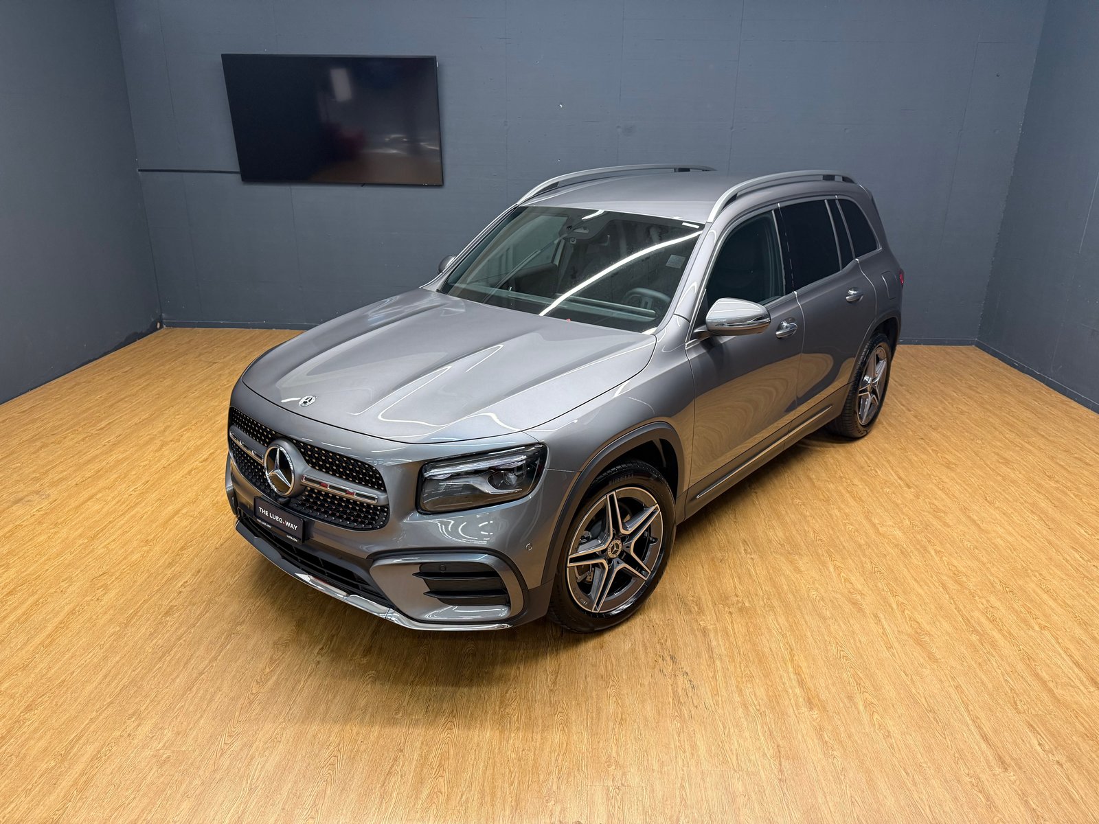 MERCEDES-BENZ GLB 220 d 4M - AMG / DISTRONIC / Rückfahrkame, Diesel, Second hand / Used, Automatic - 4