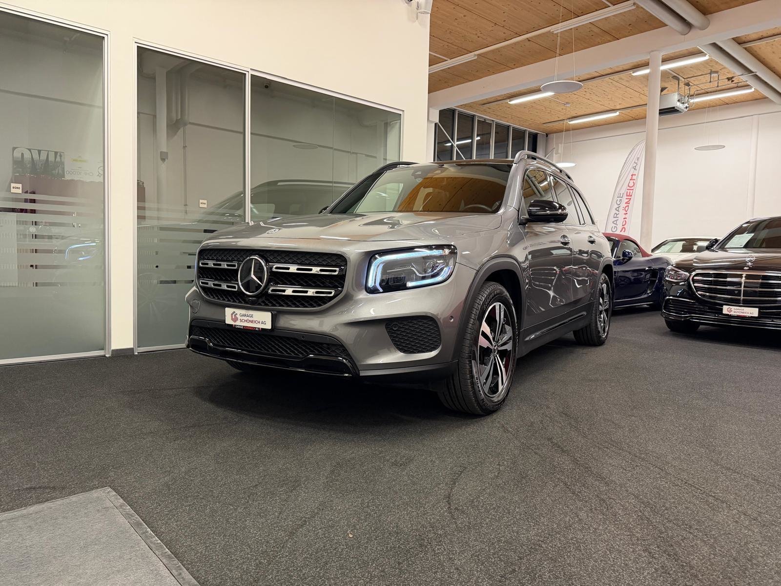 MERCEDES-BENZ GLB 220 d Progressive 4matic