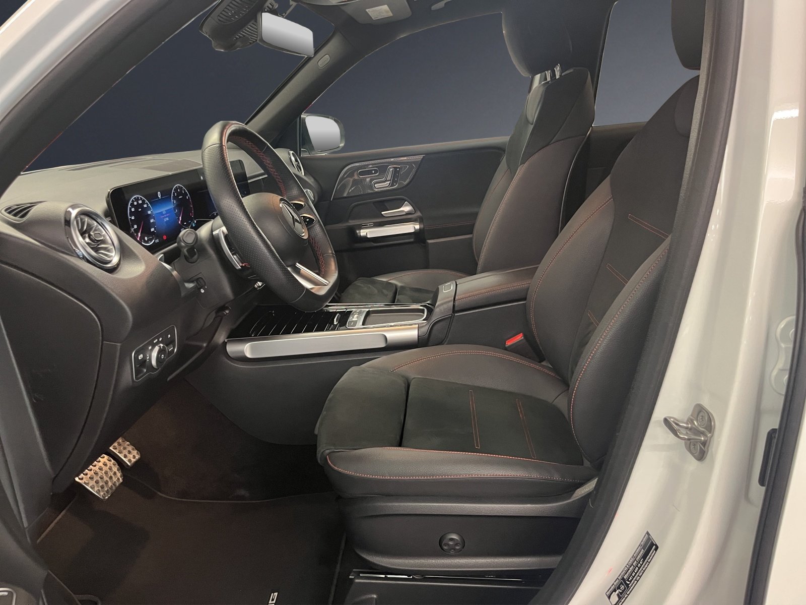 MERCEDES-BENZ GLB 220 4Matic 8G-Tronic, Mild-Hybrid Benzin/Elektro, Occasion / Gebraucht, Automatik - 6