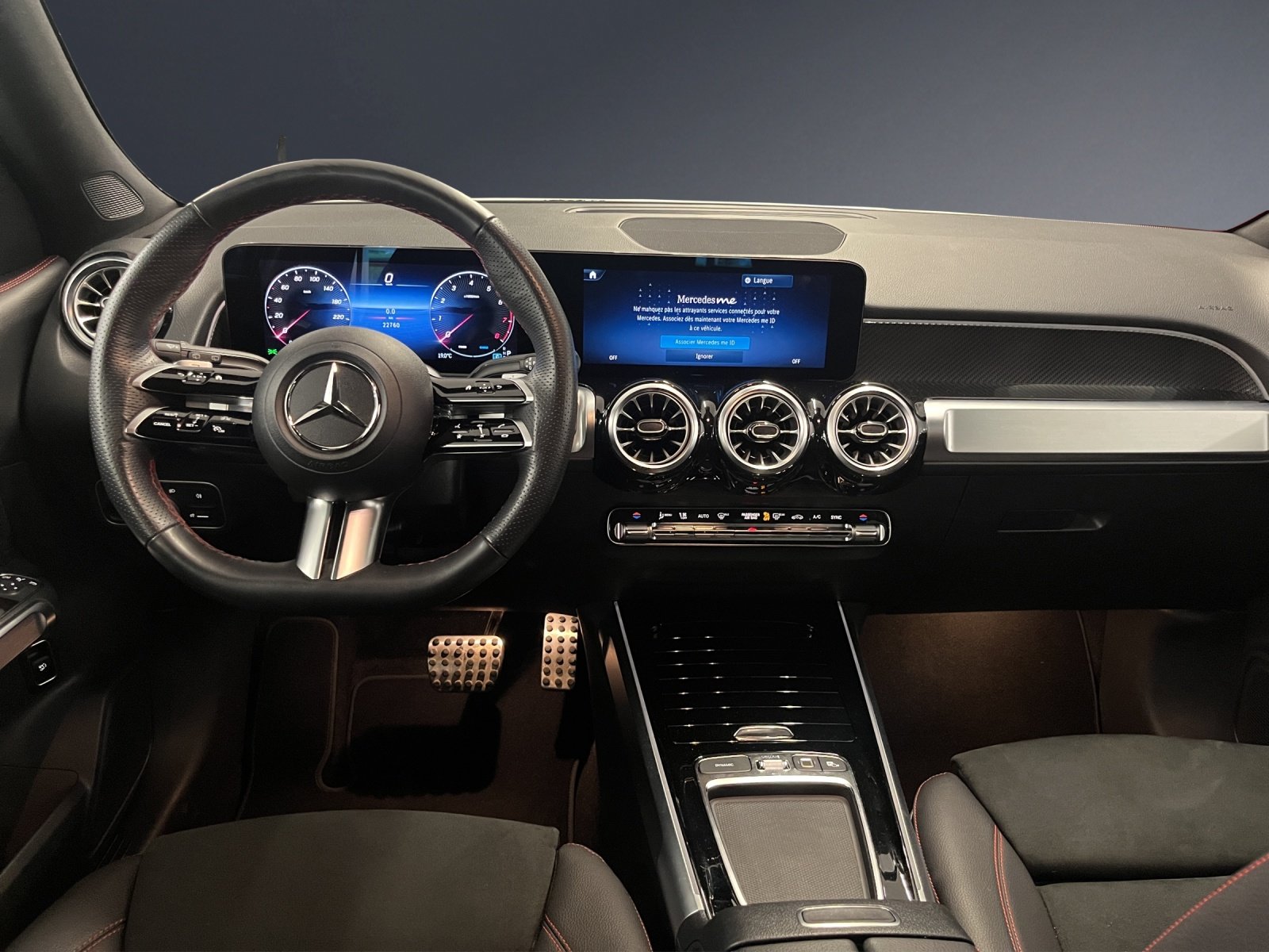 MERCEDES-BENZ GLB 220 4Matic 8G-Tronic, Mild-Hybrid Benzin/Elektro, Occasion / Gebraucht, Automatik - 7
