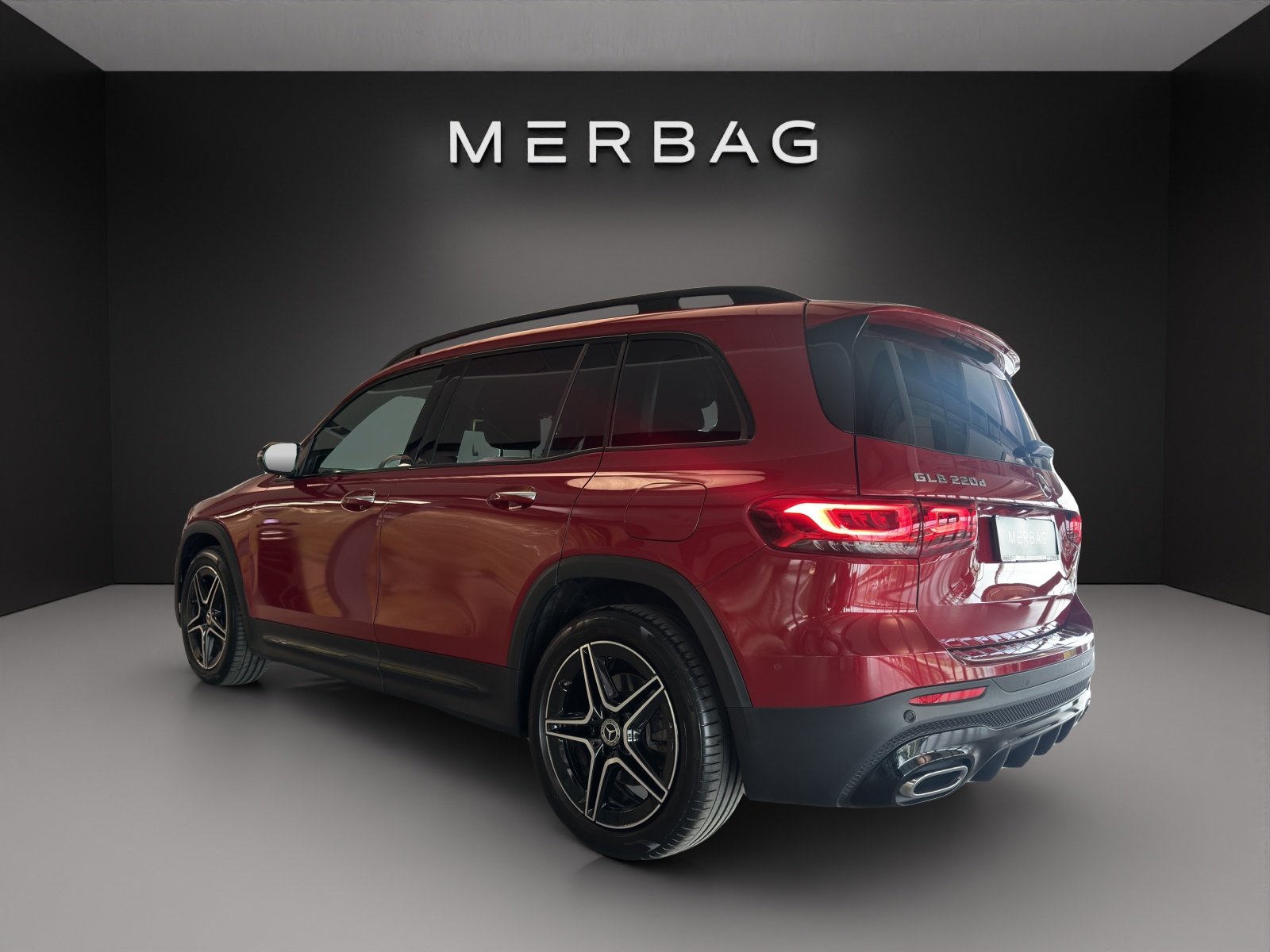 MERCEDES-BENZ GLB 220 d AMG Line 4 MAT., Diesel, Occasion / Gebraucht, Automatik - 4