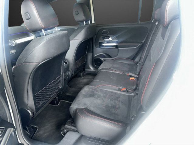 MERCEDES-BENZ GLB 220 4Matic 8G-Tronic, Mild-Hybrid Petrol/Electric, Second hand / Used, Automatic - 7