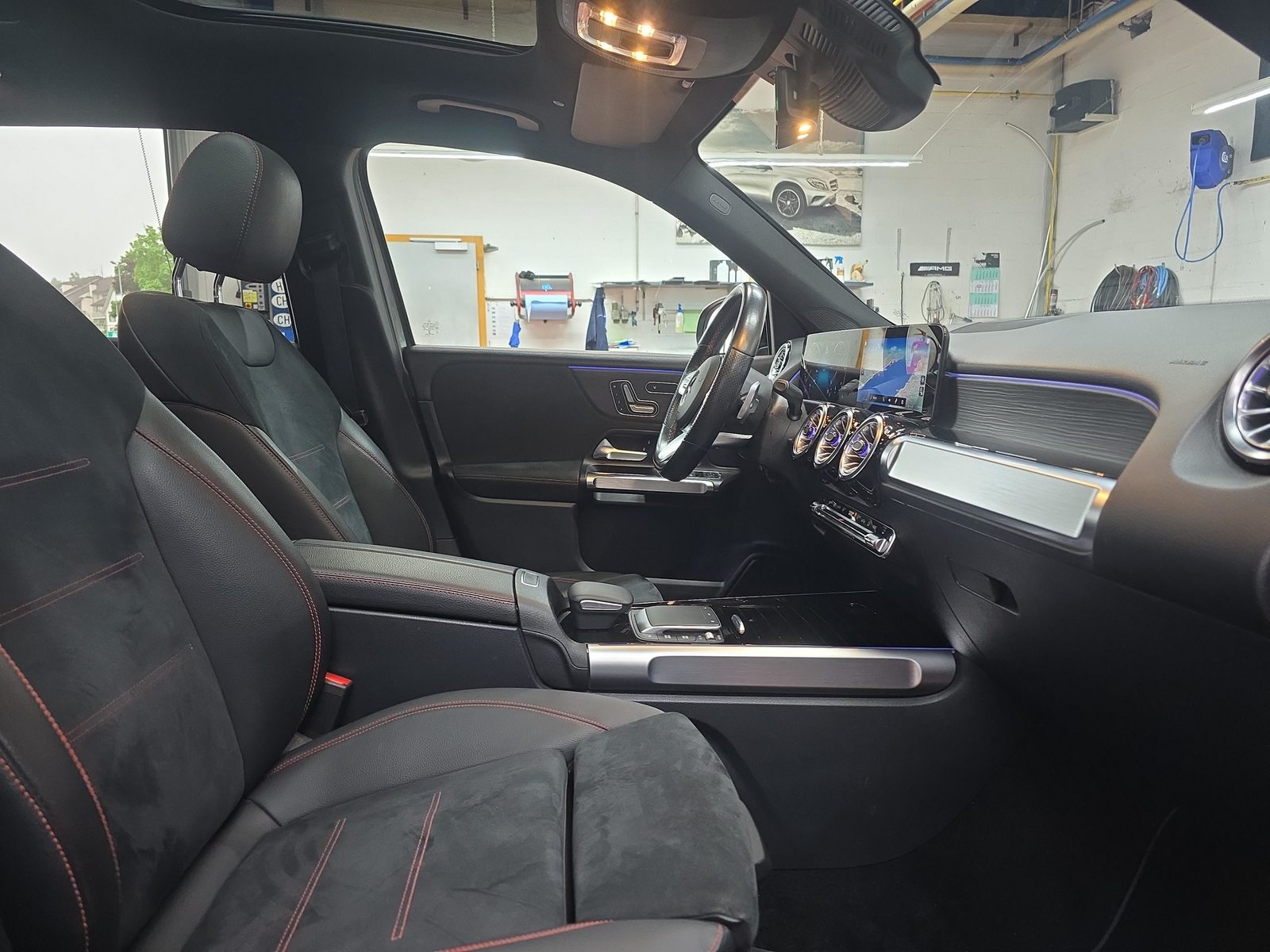 MERCEDES-BENZ GLB 220 d 4MATIC AMG Line, Diesel, Occasion / Utilisé, Automatique - 7