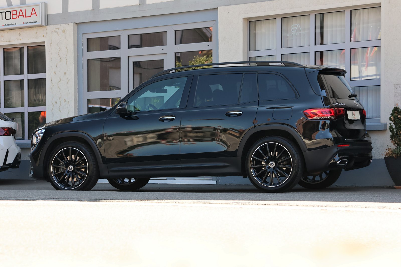 MERCEDES-BENZ GLB 220 d 4Matic AMG Line 8G-Tronic (CH) + 2.0, Diesel, Occasioni / Usate, Automatico - 4