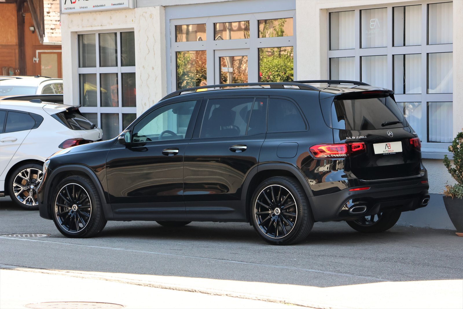 MERCEDES-BENZ GLB 220 d 4Matic AMG Line 8G-Tronic (CH) + 2.0, Diesel, Occasioni / Usate, Automatico - 5