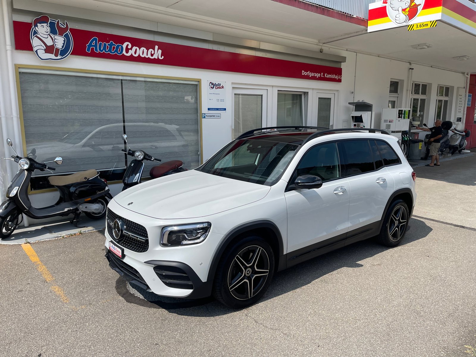 MERCEDES-BENZ GLB 220 d 4Matic AMG Line 8G-Tronic