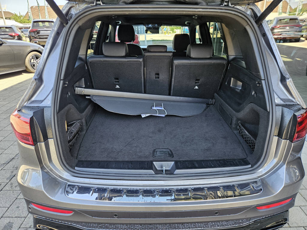 MERCEDES-BENZ GLB 220 4Matic AMG Line, Mild-Hybrid Benzin/Elektro, Occasion / Gebraucht, Automatik - 4