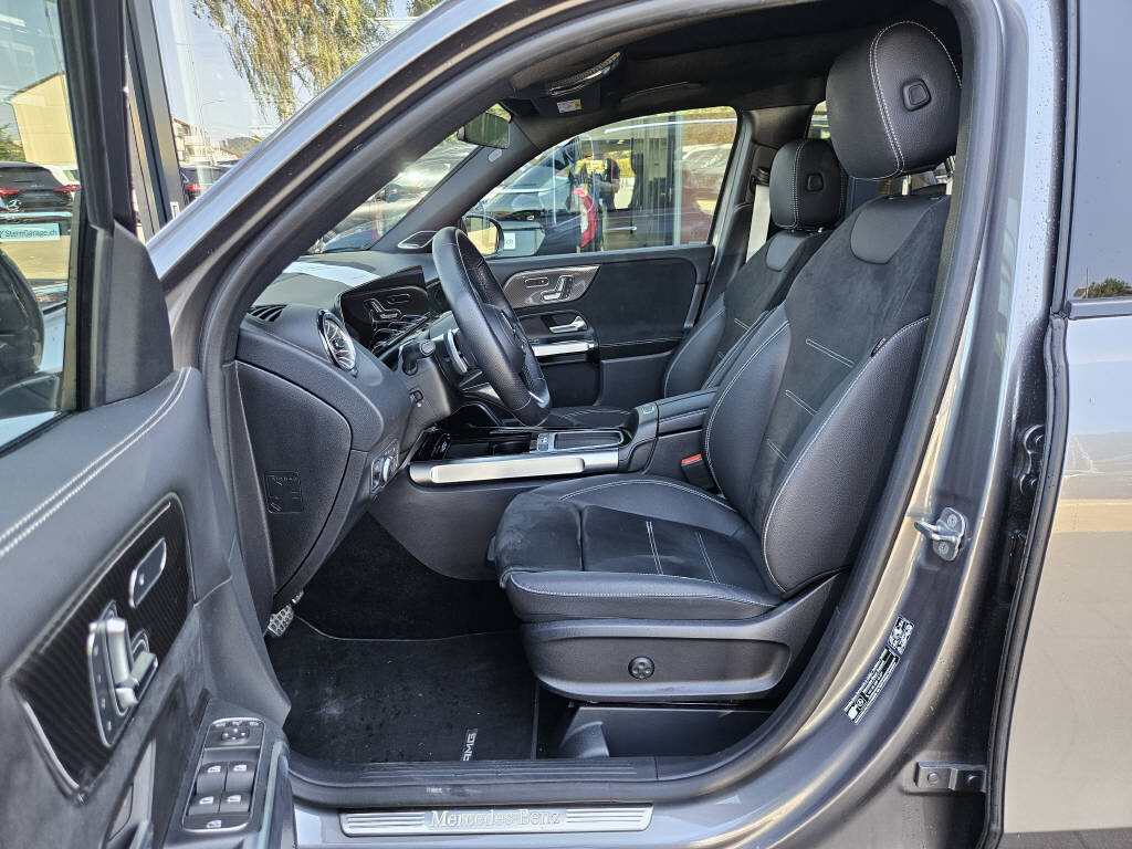 MERCEDES-BENZ GLB 220 4Matic AMG Line, Mild-Hybrid Benzin/Elektro, Occasion / Gebraucht, Automatik - 7