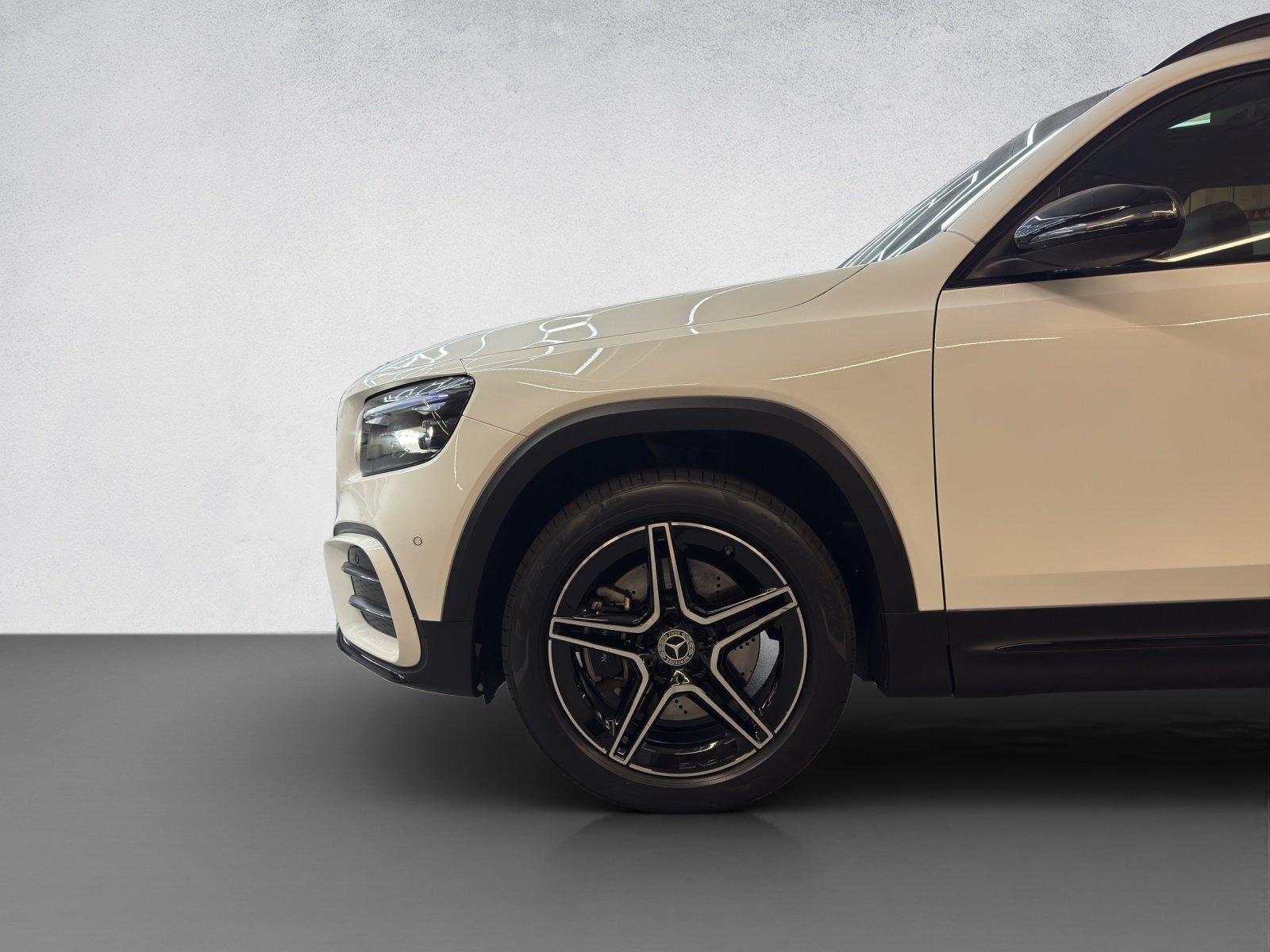 MERCEDES-BENZ GLB 220 AMG Line 4Matic, Benzin, Vorführwagen, Automatik - 7