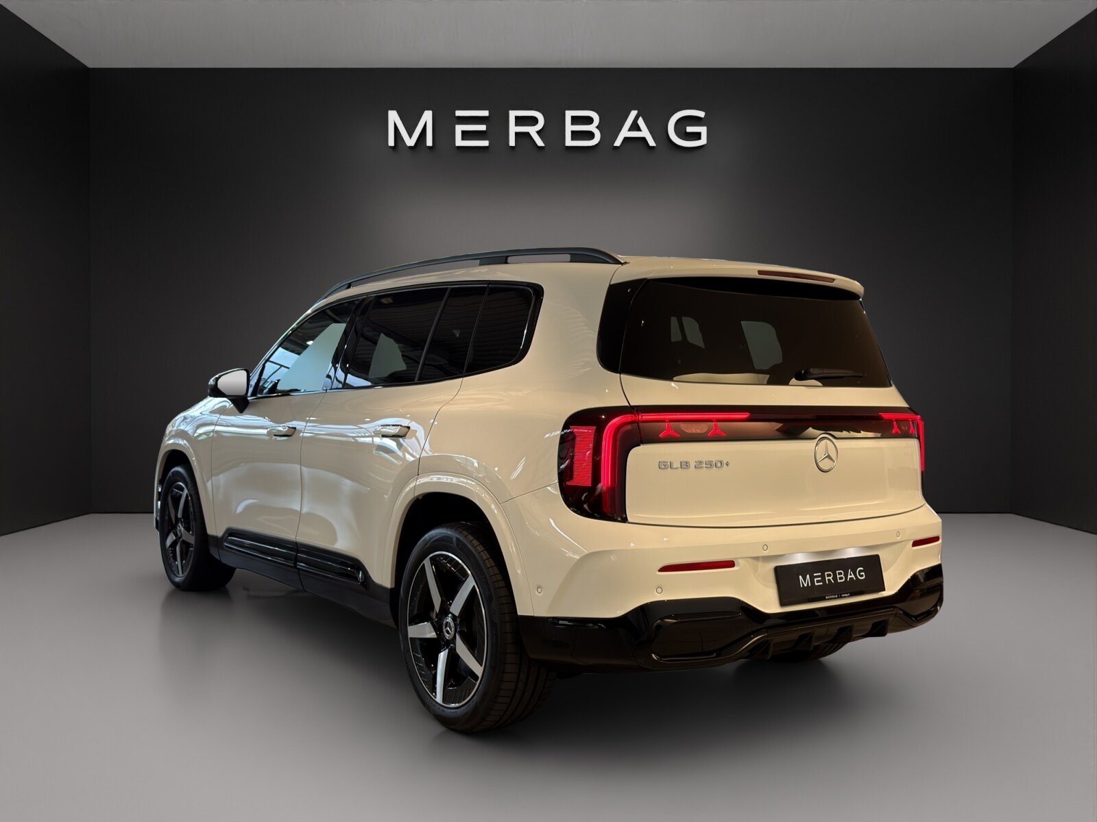 MERCEDES-BENZ GLB 250+ EQ 85 kWh, Elettrica, Nuovo, Automatico - 3