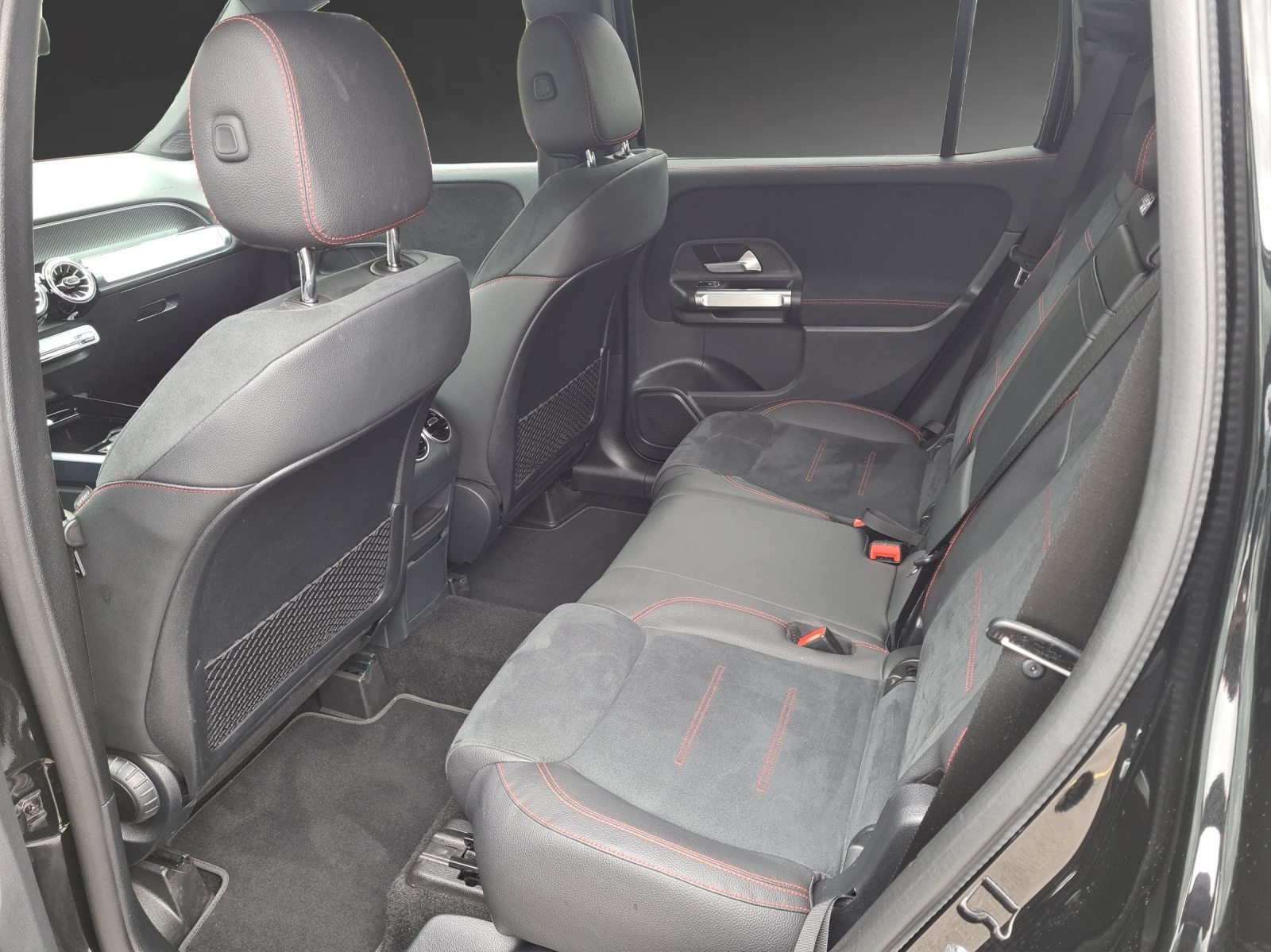 MERCEDES-BENZ GLB 250 AMG Line 4 MATIC, Benzina, Occasioni / Usate, Automatico - 7
