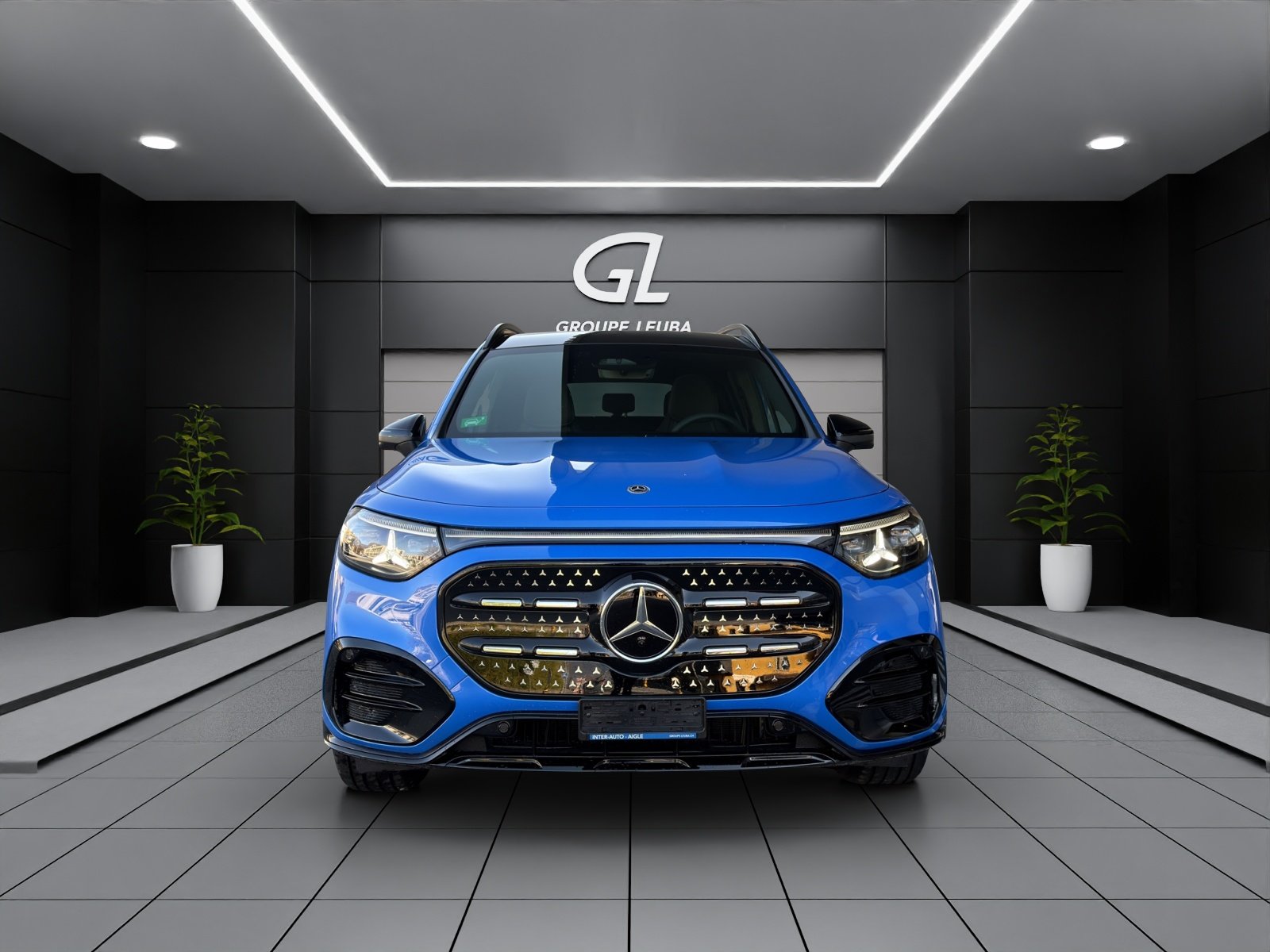 MERCEDES-BENZ GLB 350 85kWh EQ 4 Matic, Electric, Ex-demonstrator, Automatic - 2