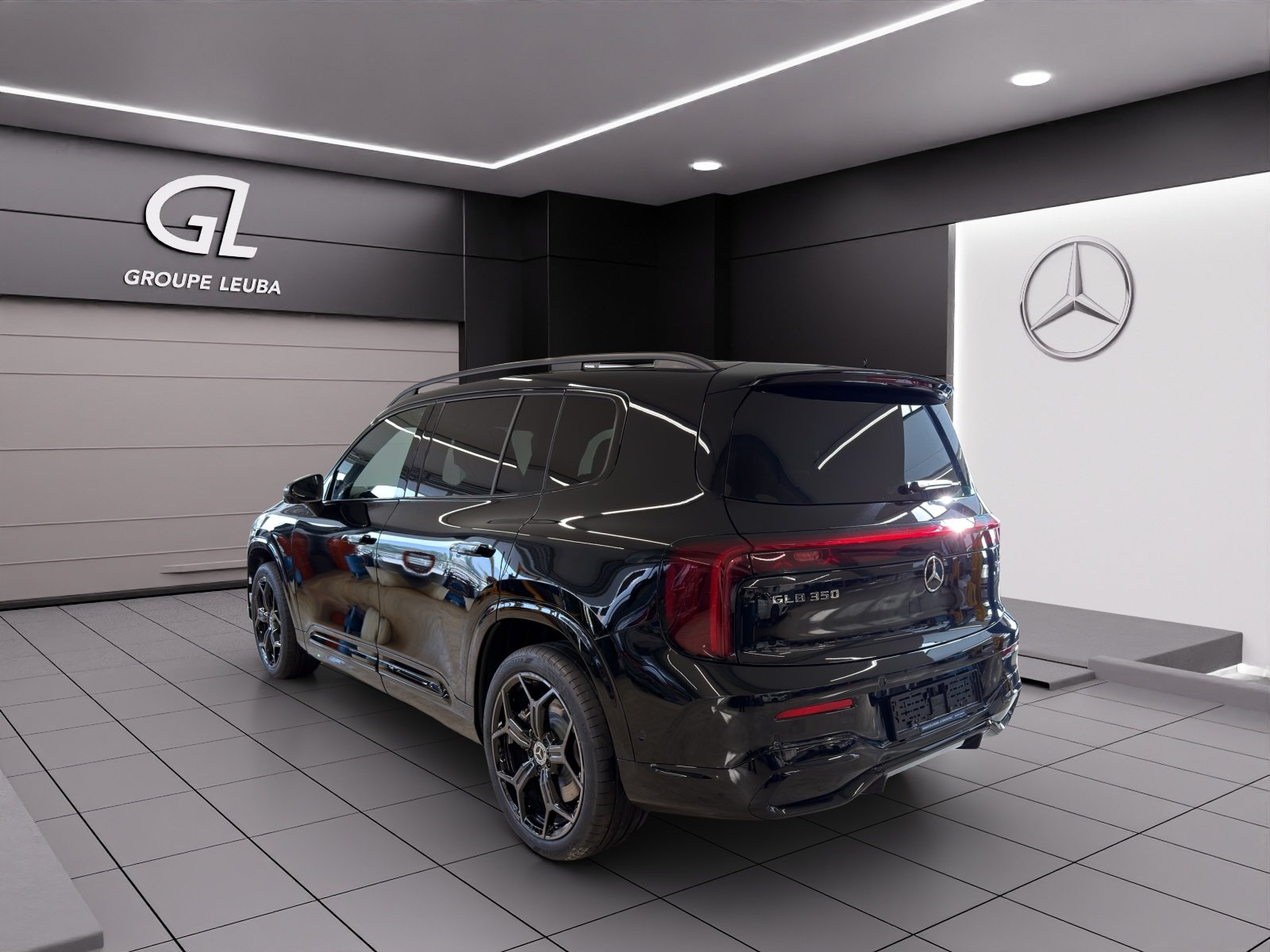 MERCEDES-BENZ GLB 350 85kWh EQ 4 Matic, Electric, Ex-demonstrator, Automatic - 4