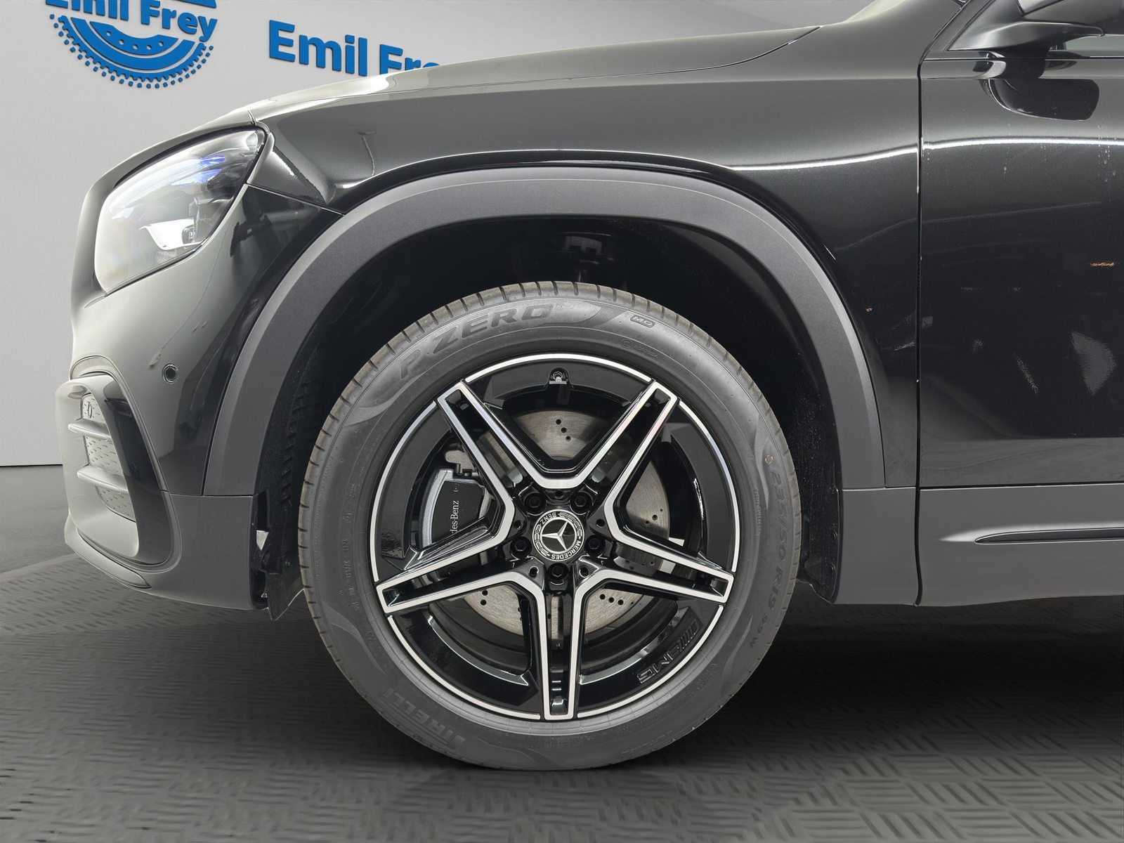 MERCEDES-BENZ GLB 250 AMG Line 4matic, Mild-Hybrid Benzin/Elektro, Neuwagen, Automatik - 4