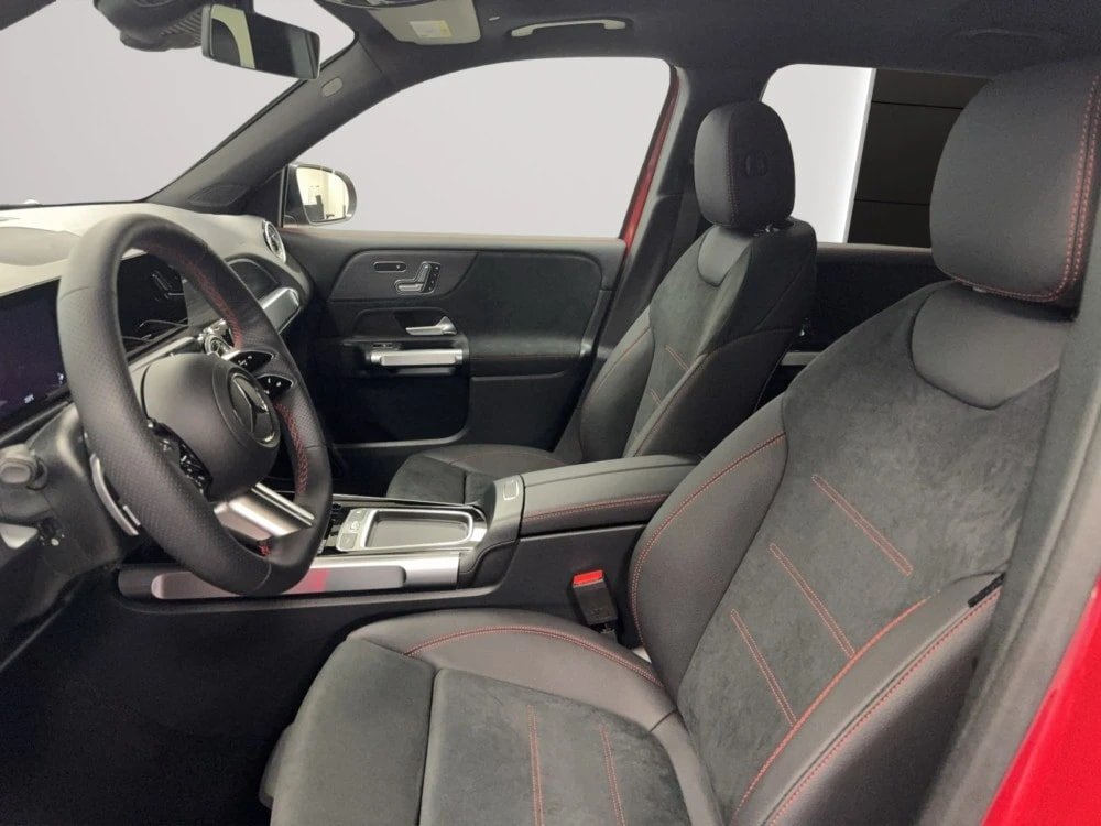 MERCEDES-BENZ GLB 250 4Matic 8G-Tronic, Mild-Hybrid Petrol/Electric, New car, Automatic - 4