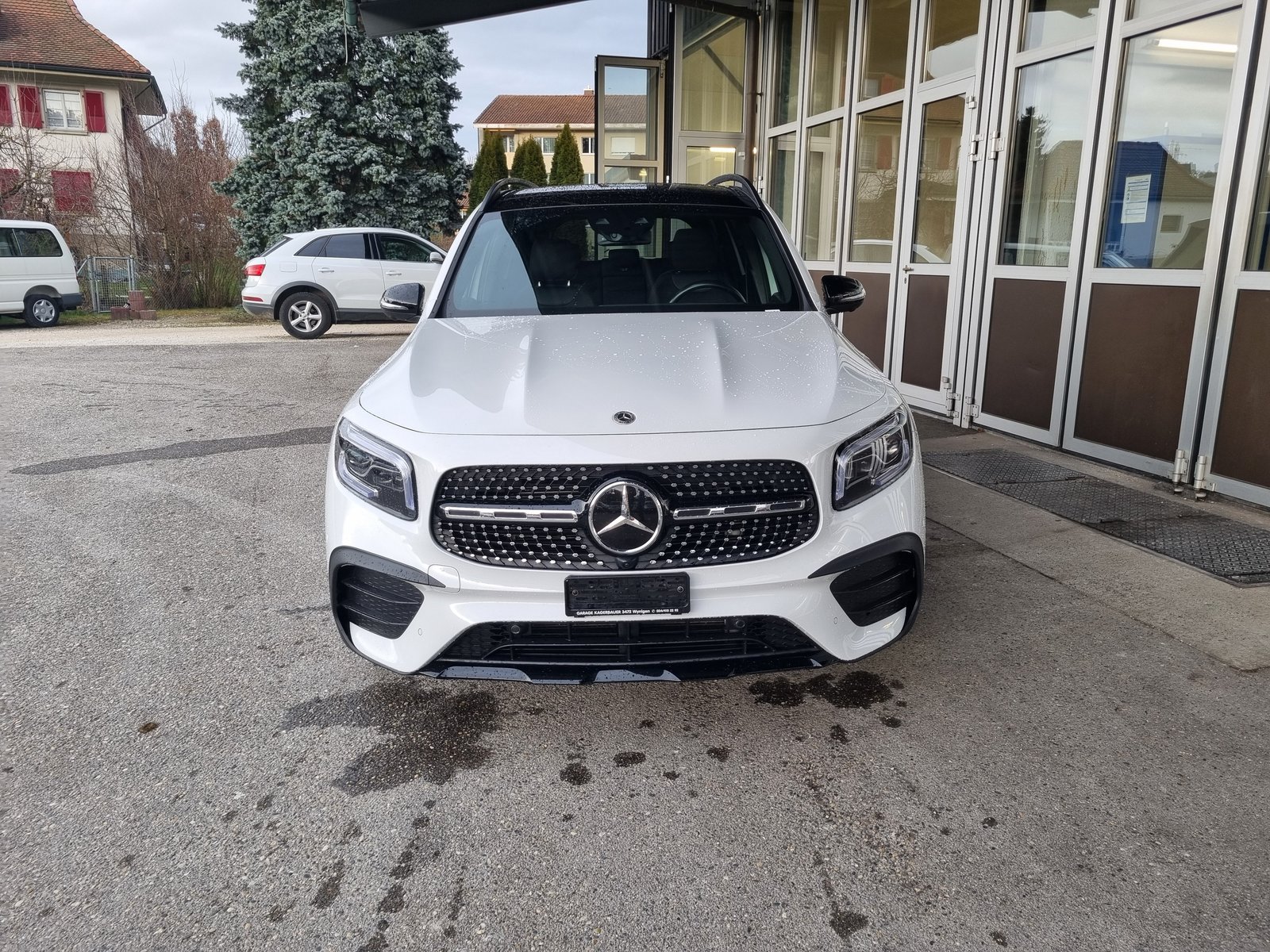 MERCEDES-BENZ GLB 250 4Matic AMG Line 8G-Tronic