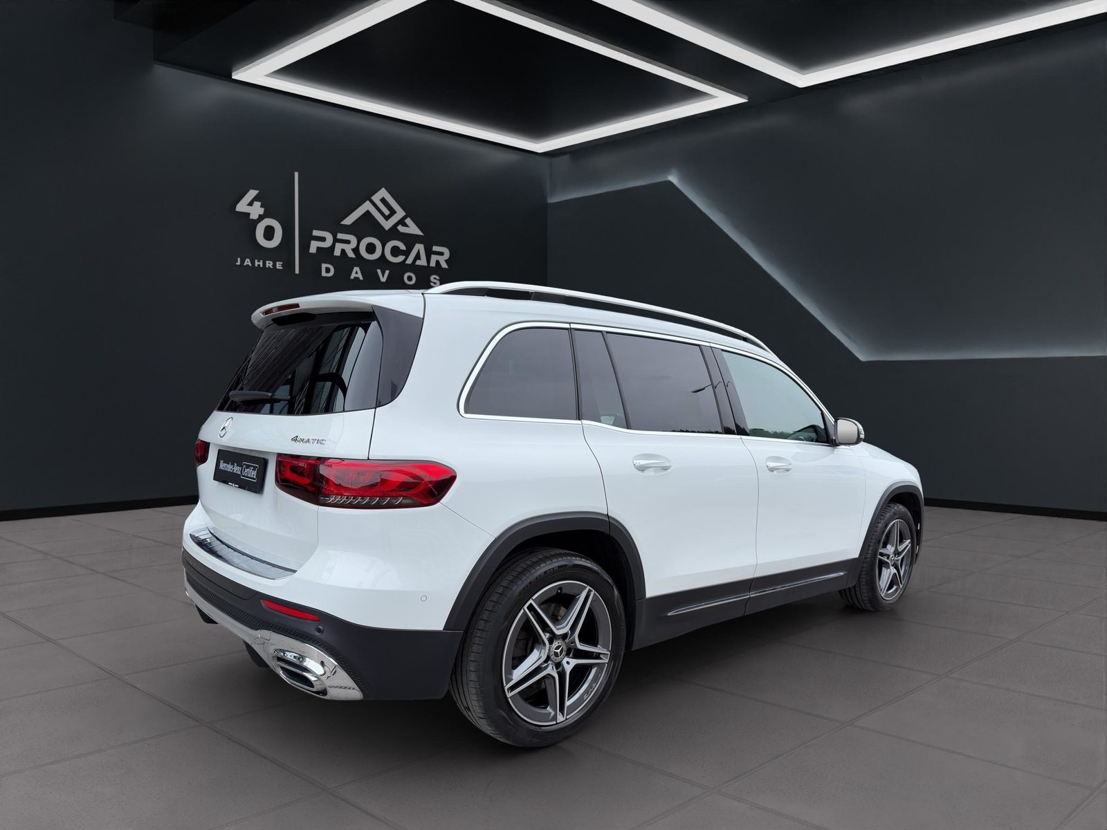 MERCEDES-BENZ GLB 250 AMG Line 4matic, Benzin, Occasion / Gebraucht, Automatik - 4