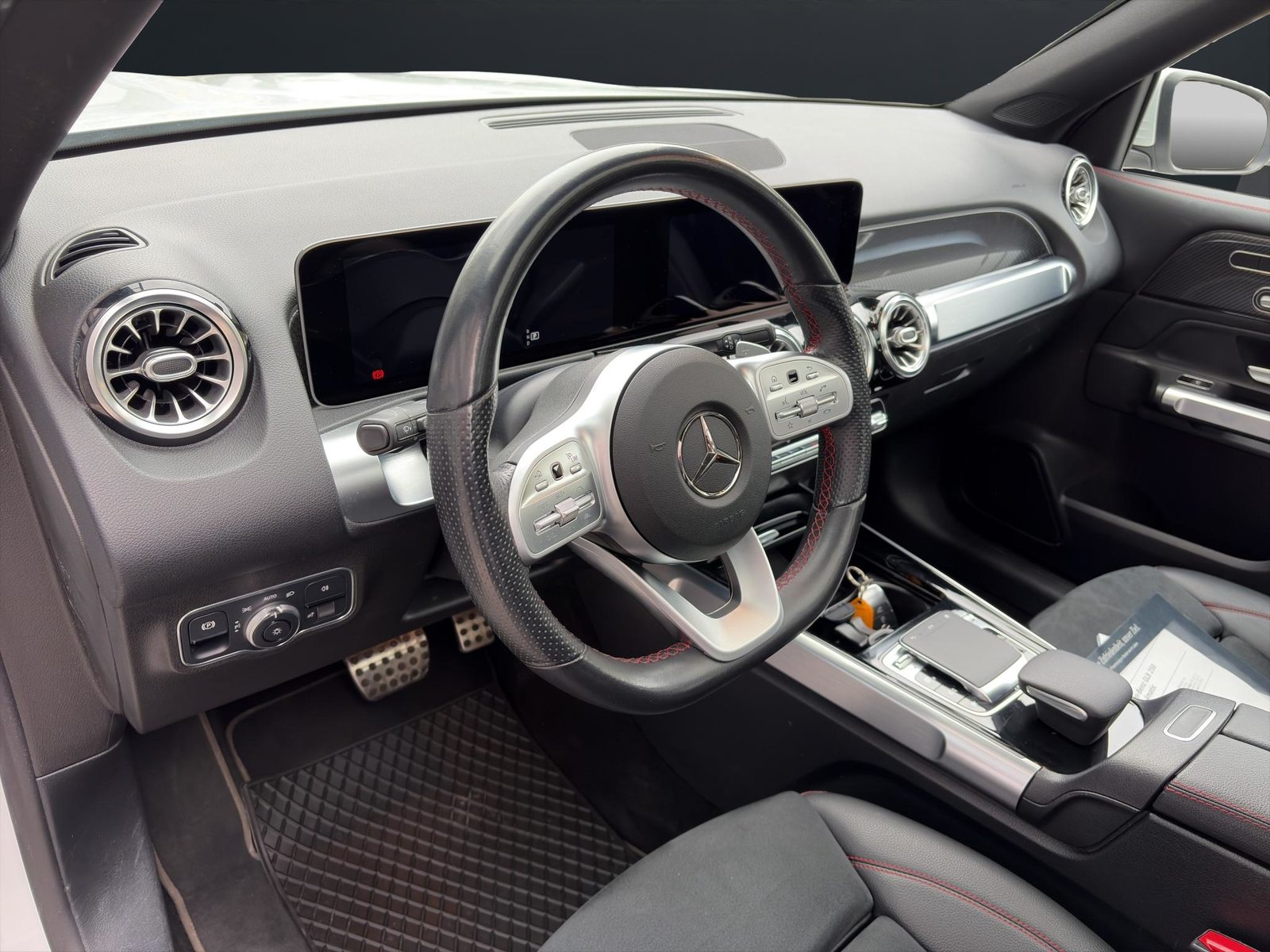 MERCEDES-BENZ GLB 250 AMG Line 4matic, Benzin, Occasion / Gebraucht, Automatik - 6