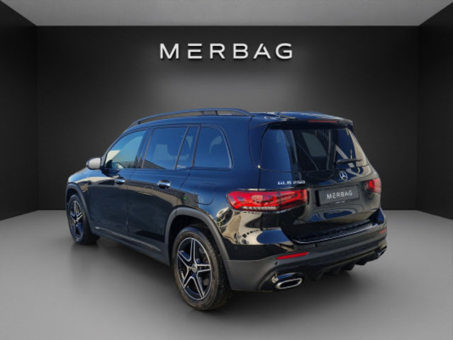 MERCEDES-BENZ GLB 250 AMG Line 4 MATIC, Benzin, Occasion / Gebraucht, Automatik - 2